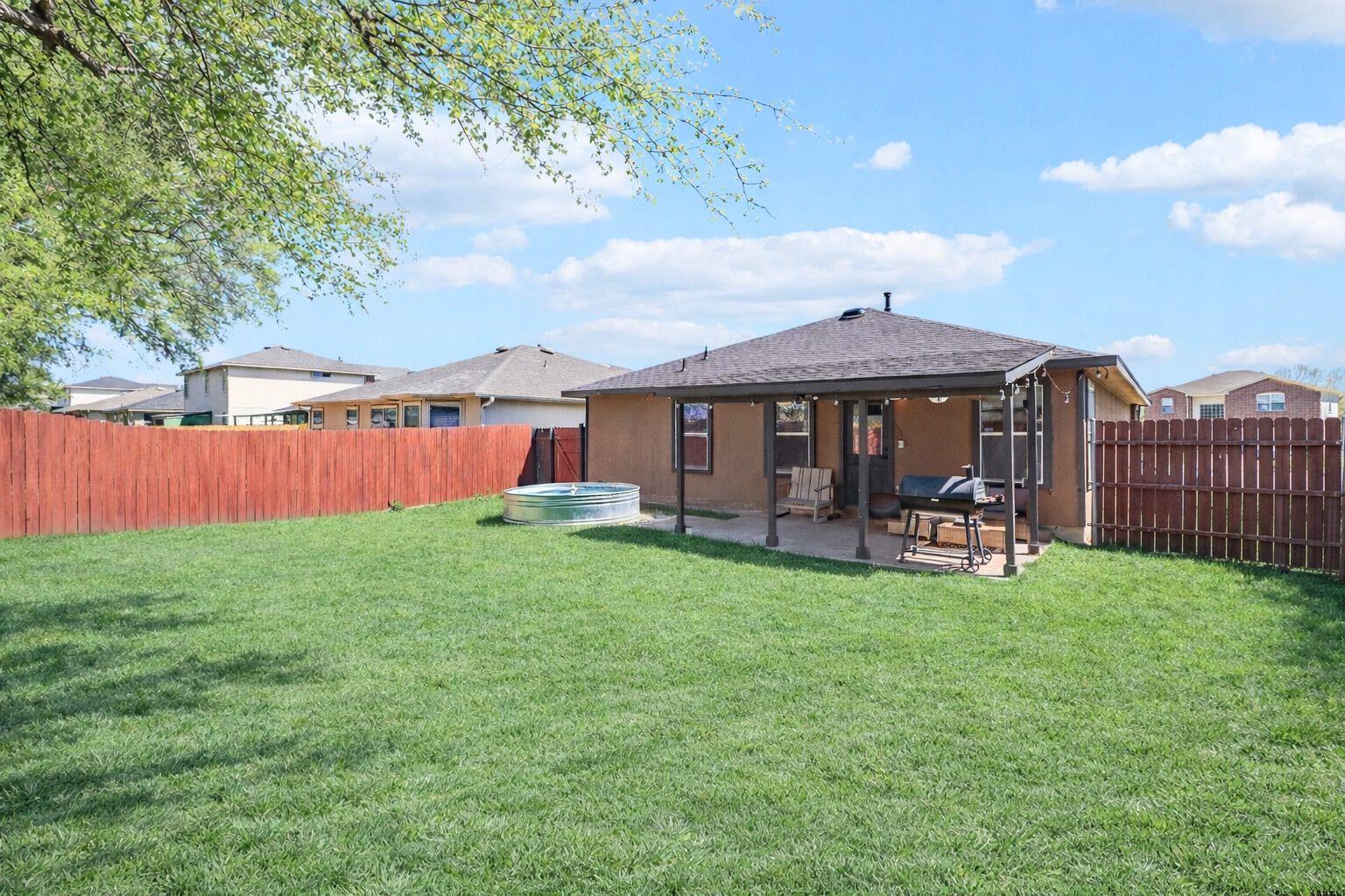 13508 Sierra Wind Ln, Elgin, TX 78621