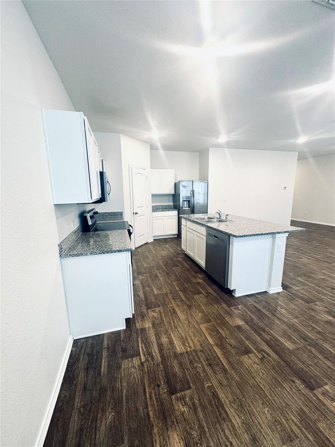 13000 Roving Pass, Elgin, TX 78621