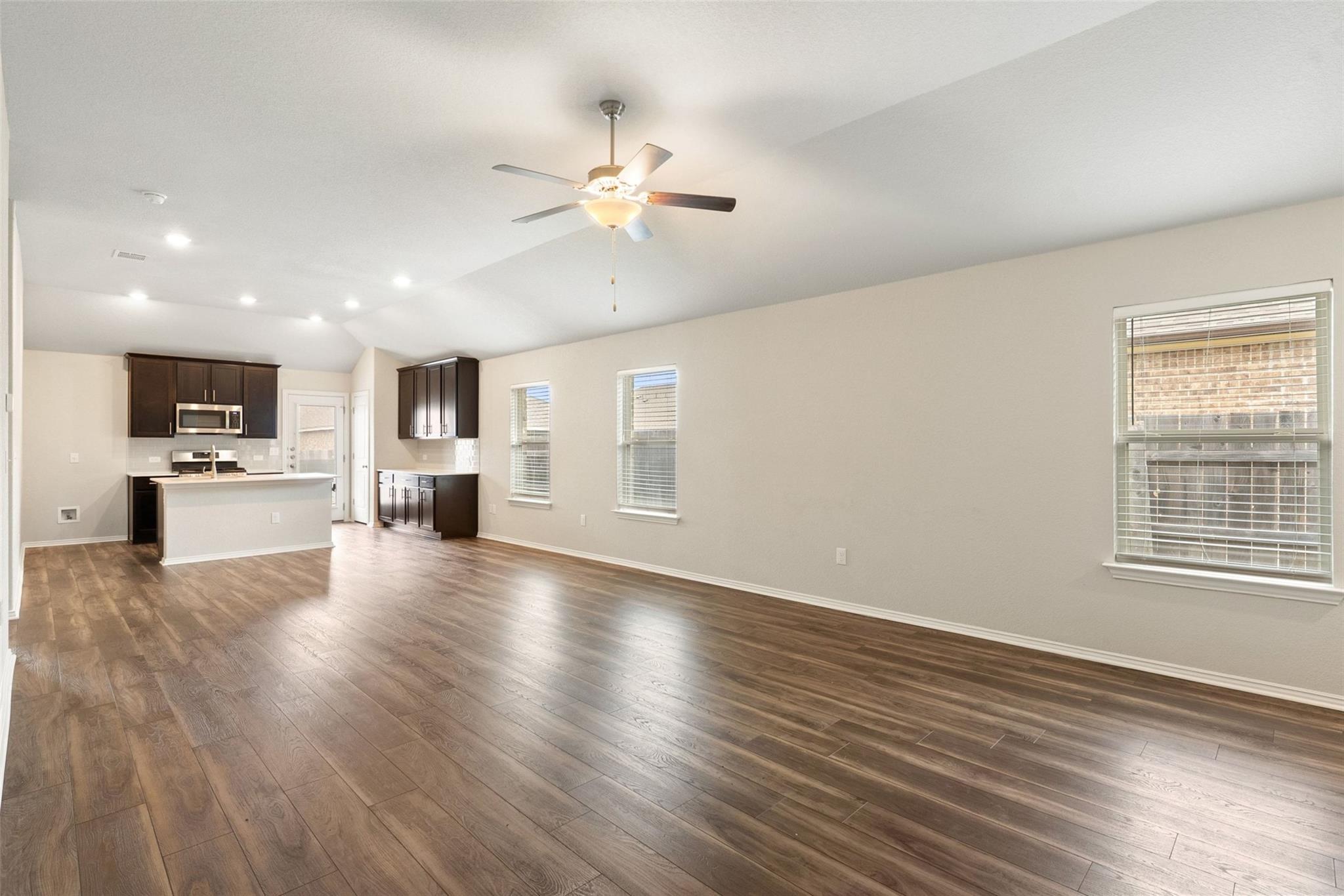 13608 Bullhorn Acacia Pass, Manor, TX 78653