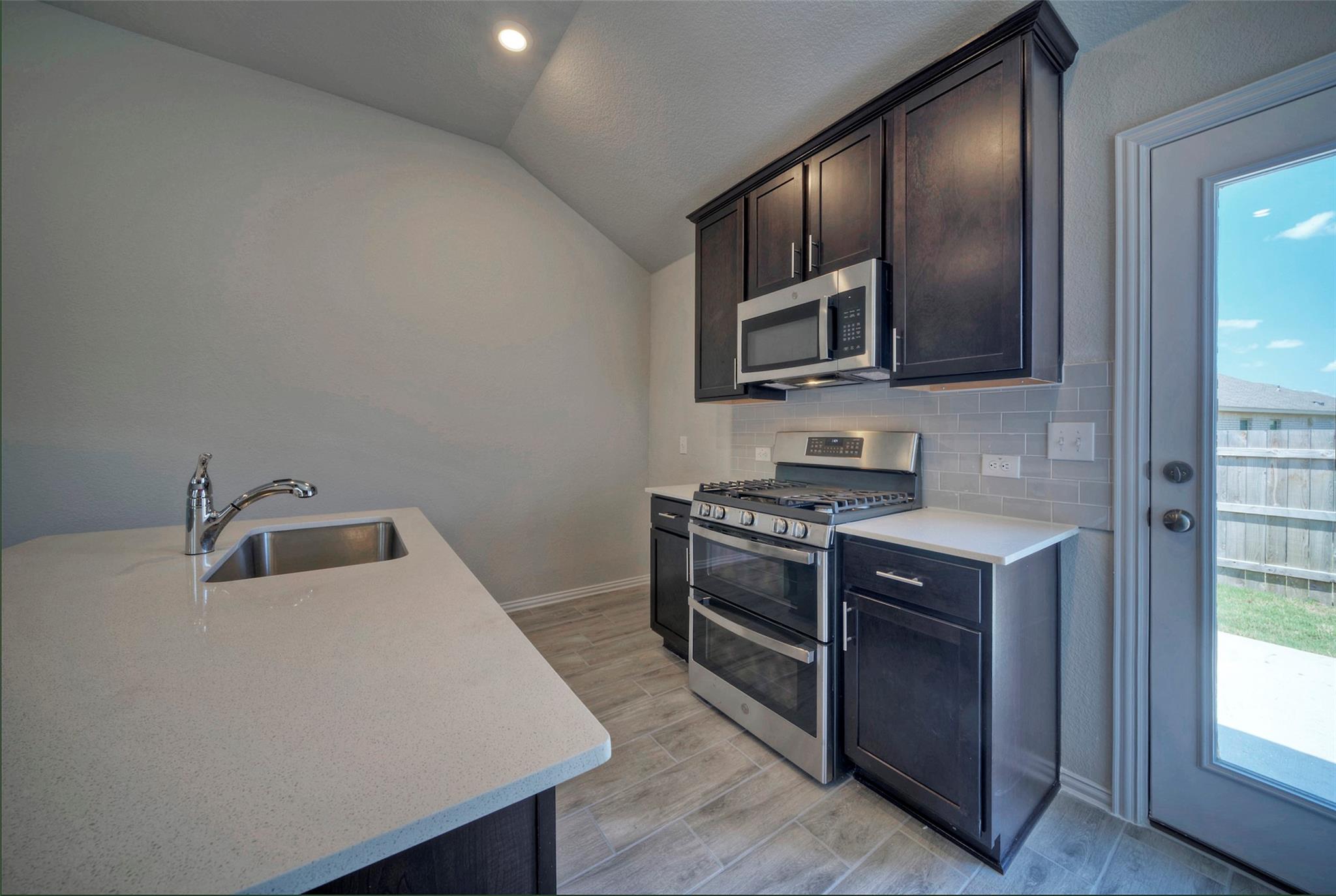 13608 Bullhorn Acacia Pass, Manor, TX 78653