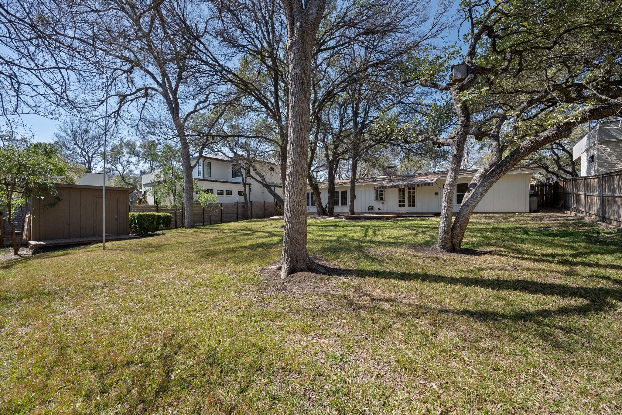 405 Ridgewood Rd, Austin, TX 78746