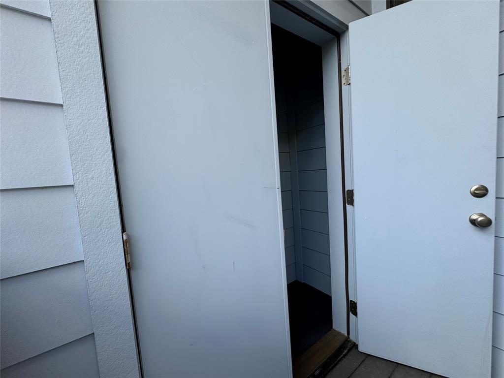 1208 E 2nd St # B, Austin, TX 78702