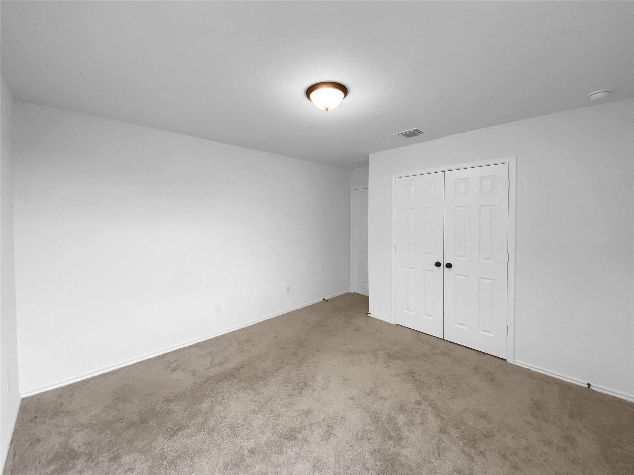 932 Yellow Ribbon Cv, Jarrell, TX 76537