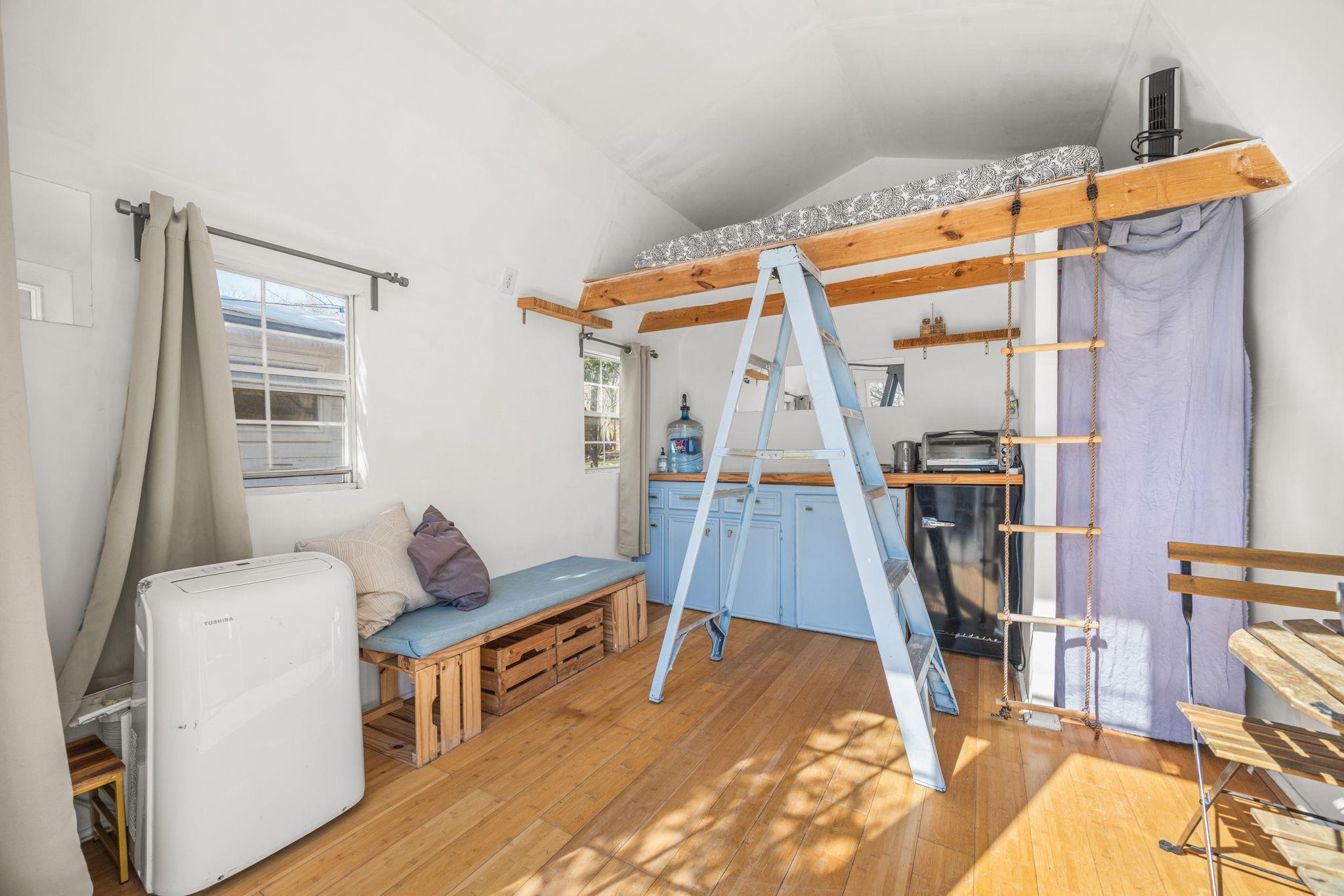 5002 Ledesma Rd, Austin, TX 78721