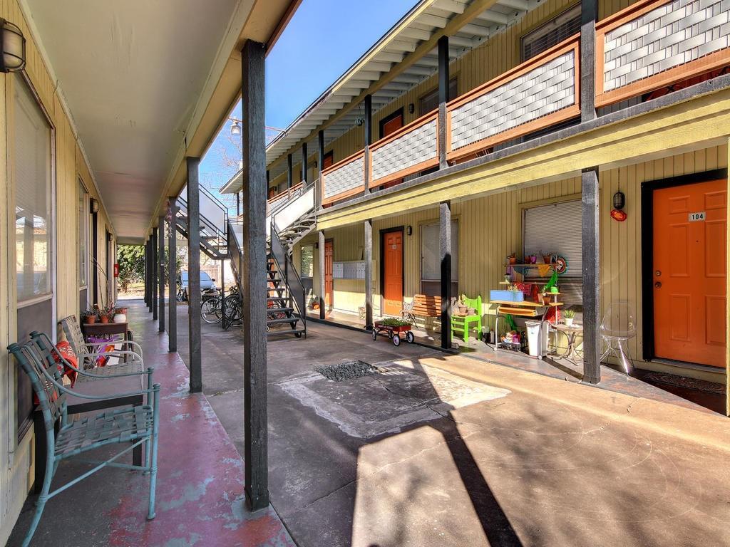 5012 Duval St # 107, Austin, TX 78751