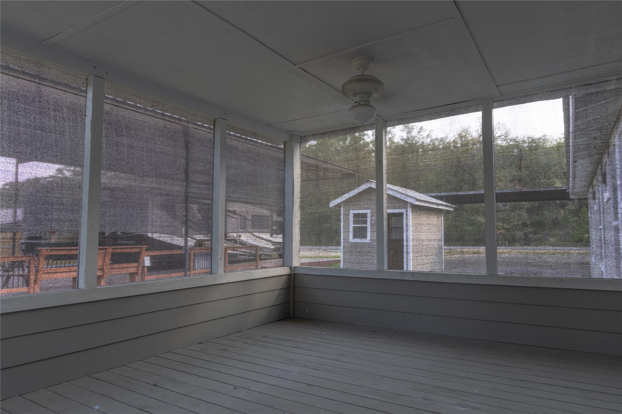 120 Erskine Ferry Rd, Seguin, TX 78155