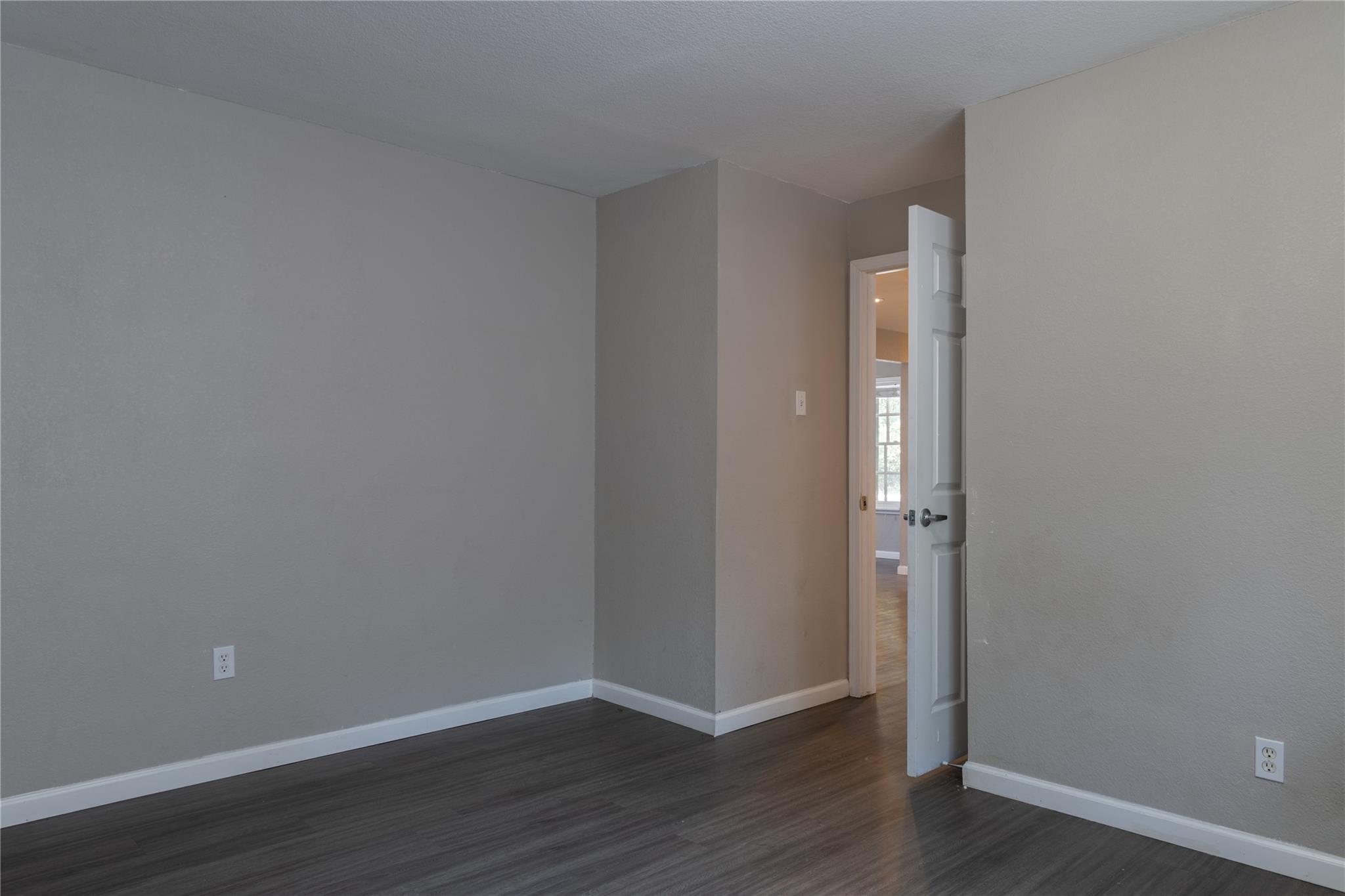 120 Erskine Ferry Rd, Seguin, TX 78155