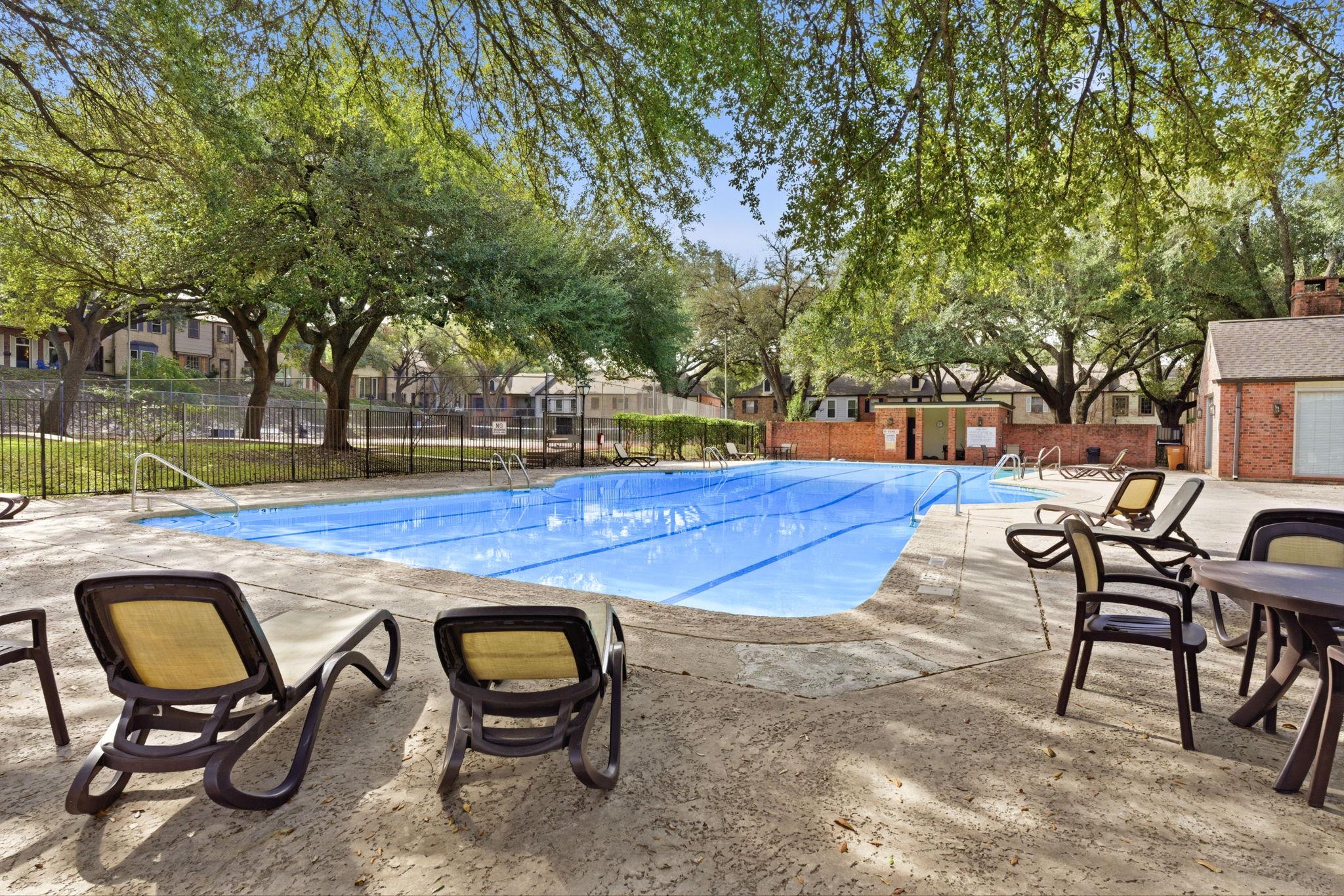 6631 Valleyside Rd, Austin, TX 78731