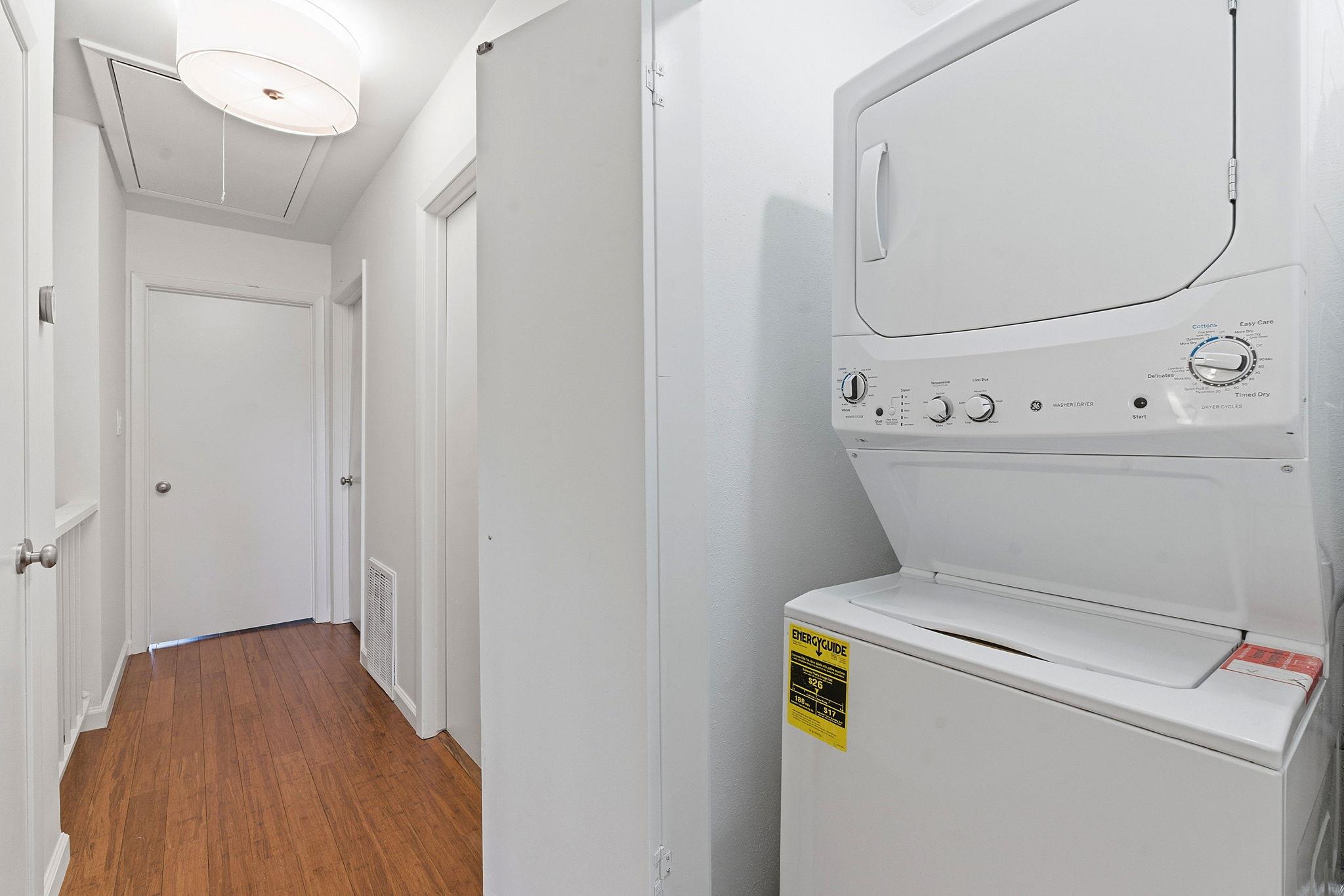 6631 Valleyside Rd, Austin, TX 78731