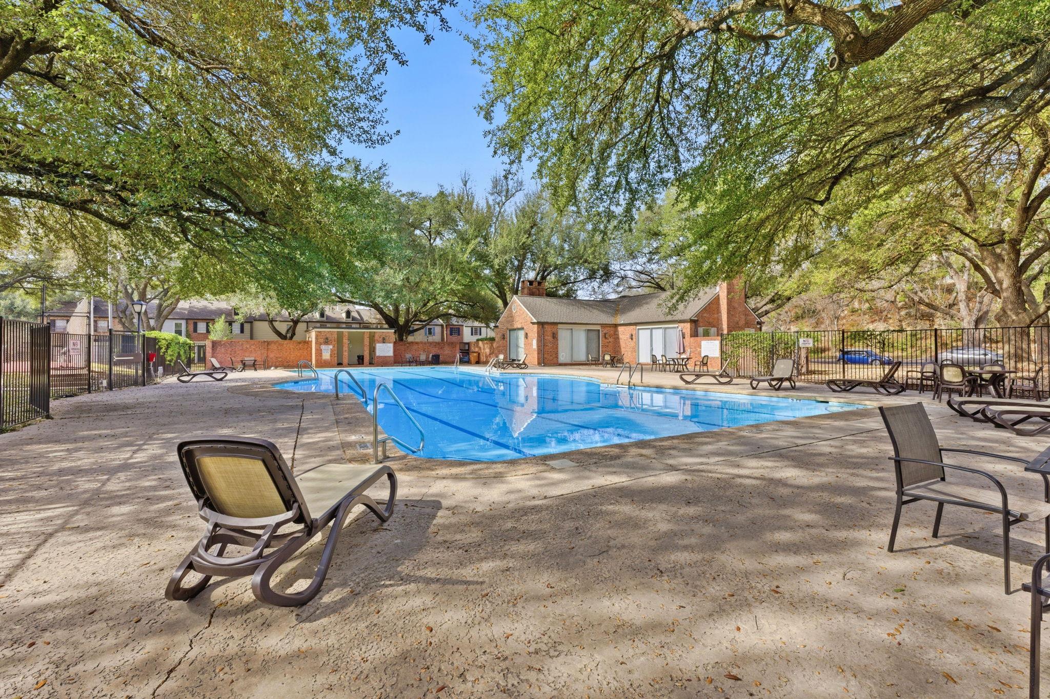 6631 Valleyside Rd, Austin, TX 78731