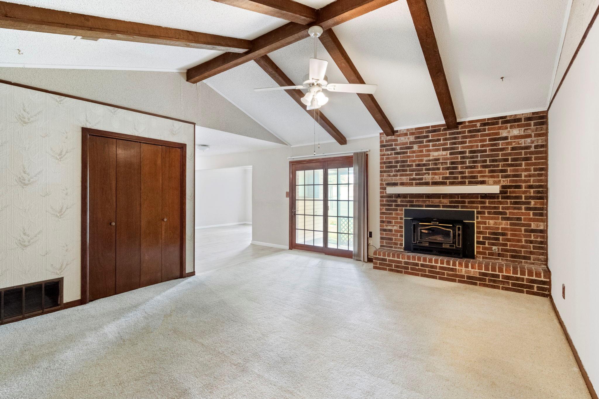 108 Fairlane Dr, Round Rock, TX 78664