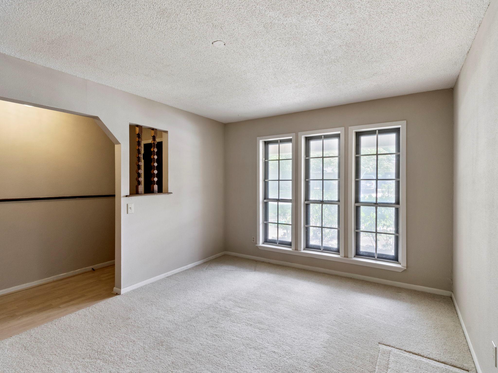 108 Fairlane Dr, Round Rock, TX 78664