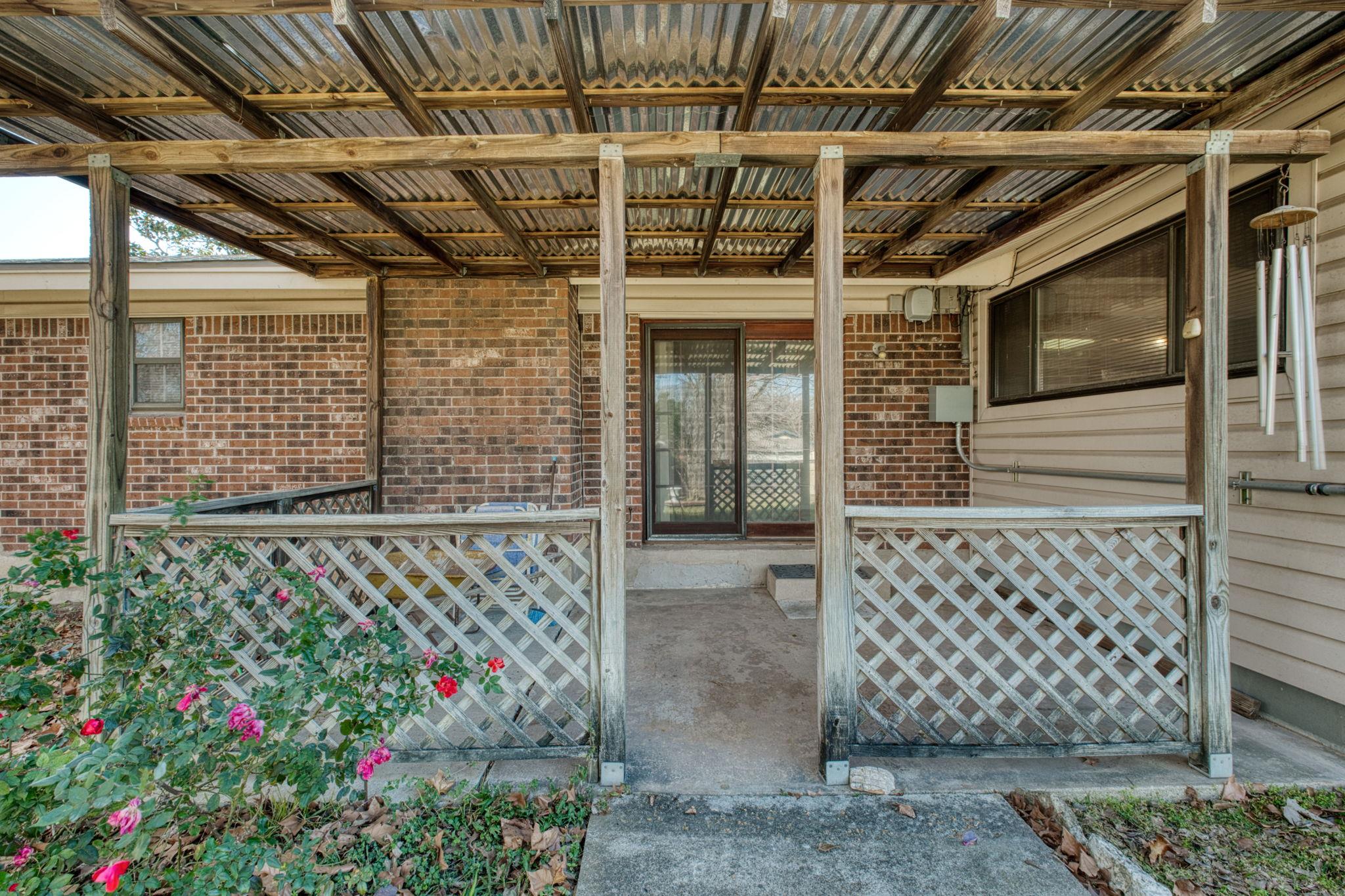 108 Fairlane Dr, Round Rock, TX 78664