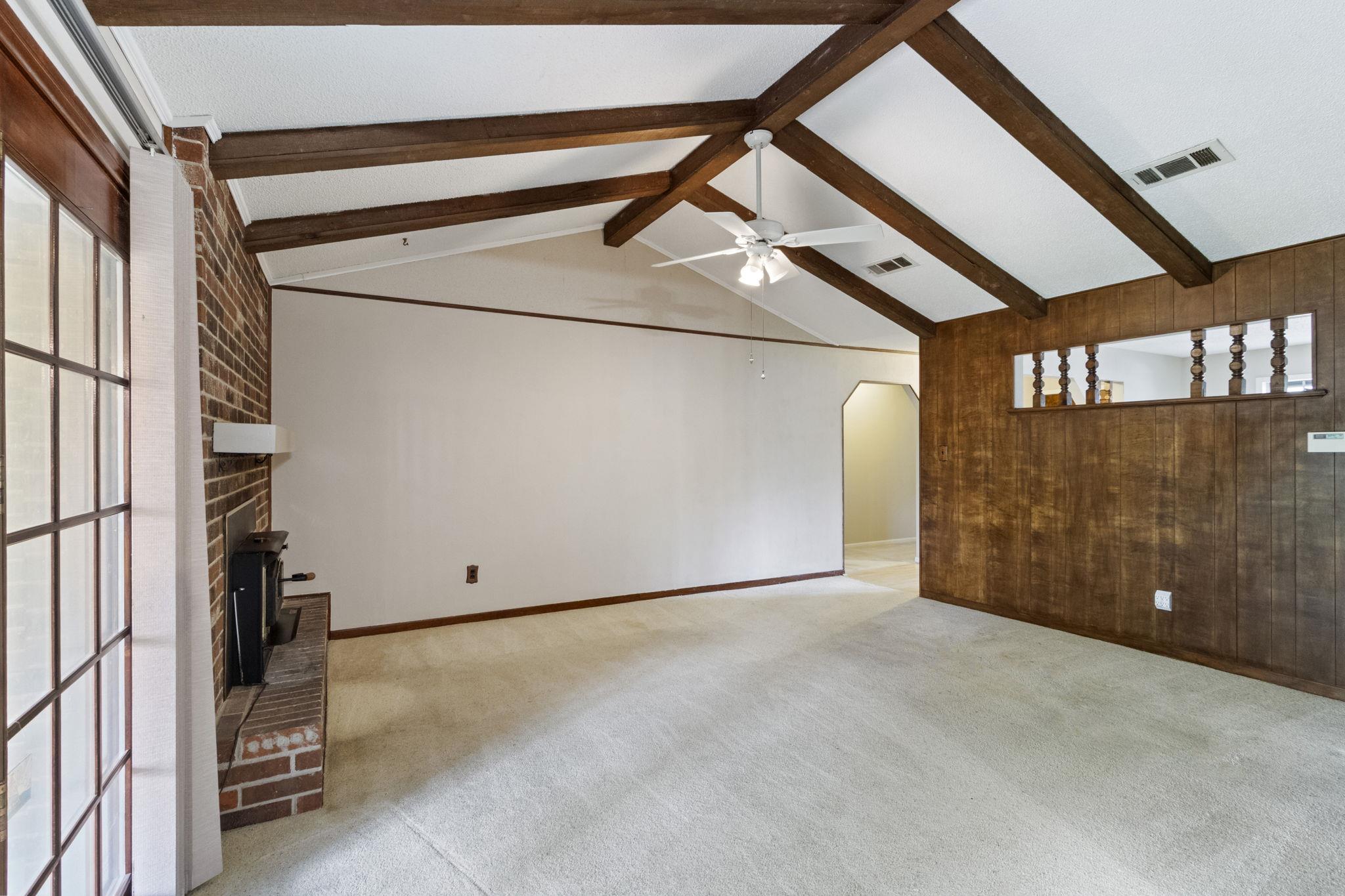 108 Fairlane Dr, Round Rock, TX 78664