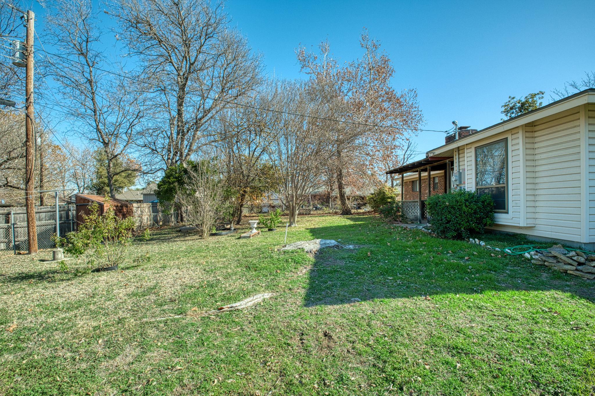 108 Fairlane Dr, Round Rock, TX 78664