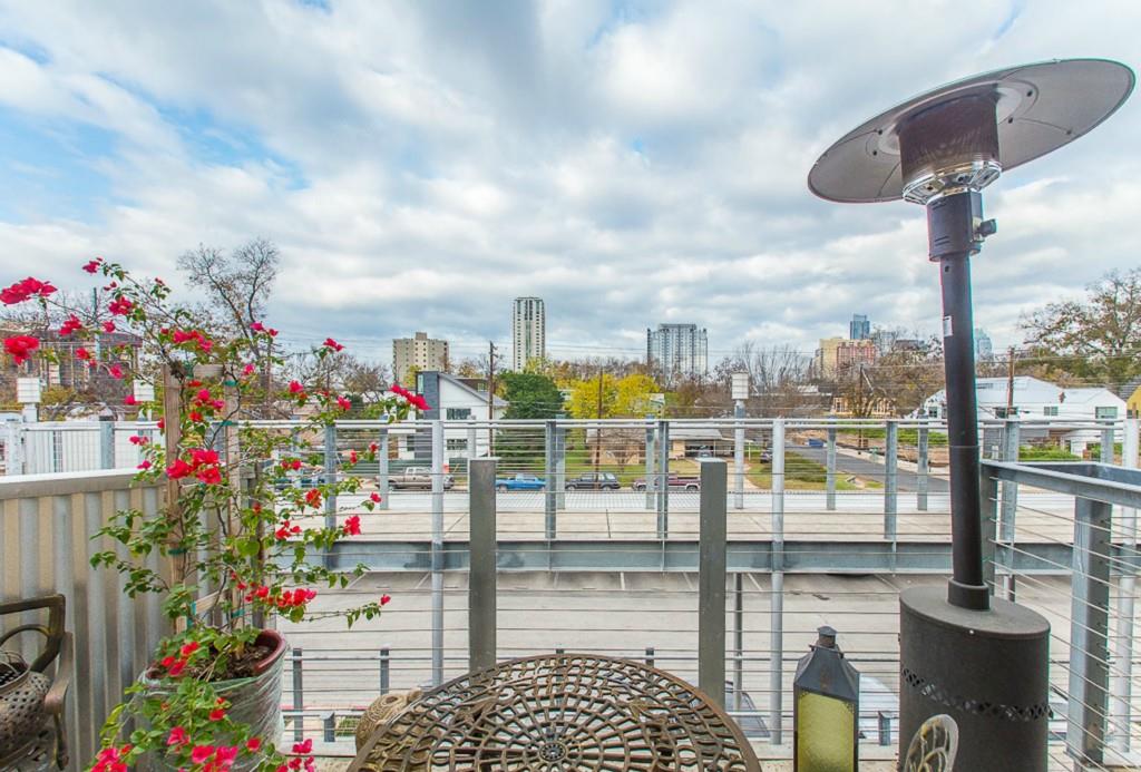 41 Waller St # 308, Austin, TX 78702