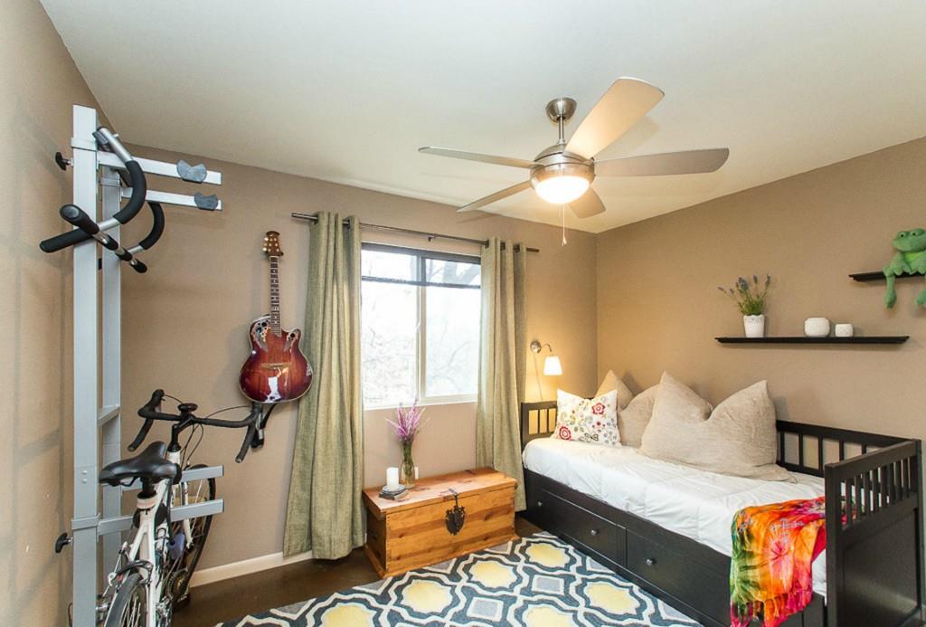 41 Waller St # 308, Austin, TX 78702