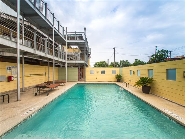 41 Waller St # 308, Austin, TX 78702
