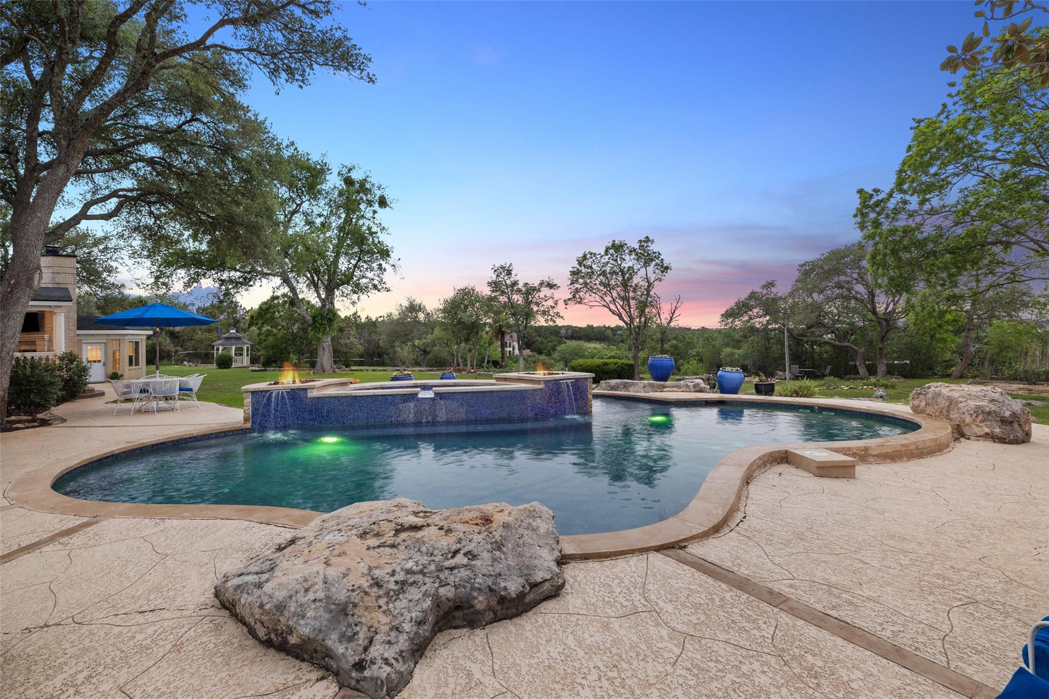 17700 N Rim Dr, Leander, TX 78641