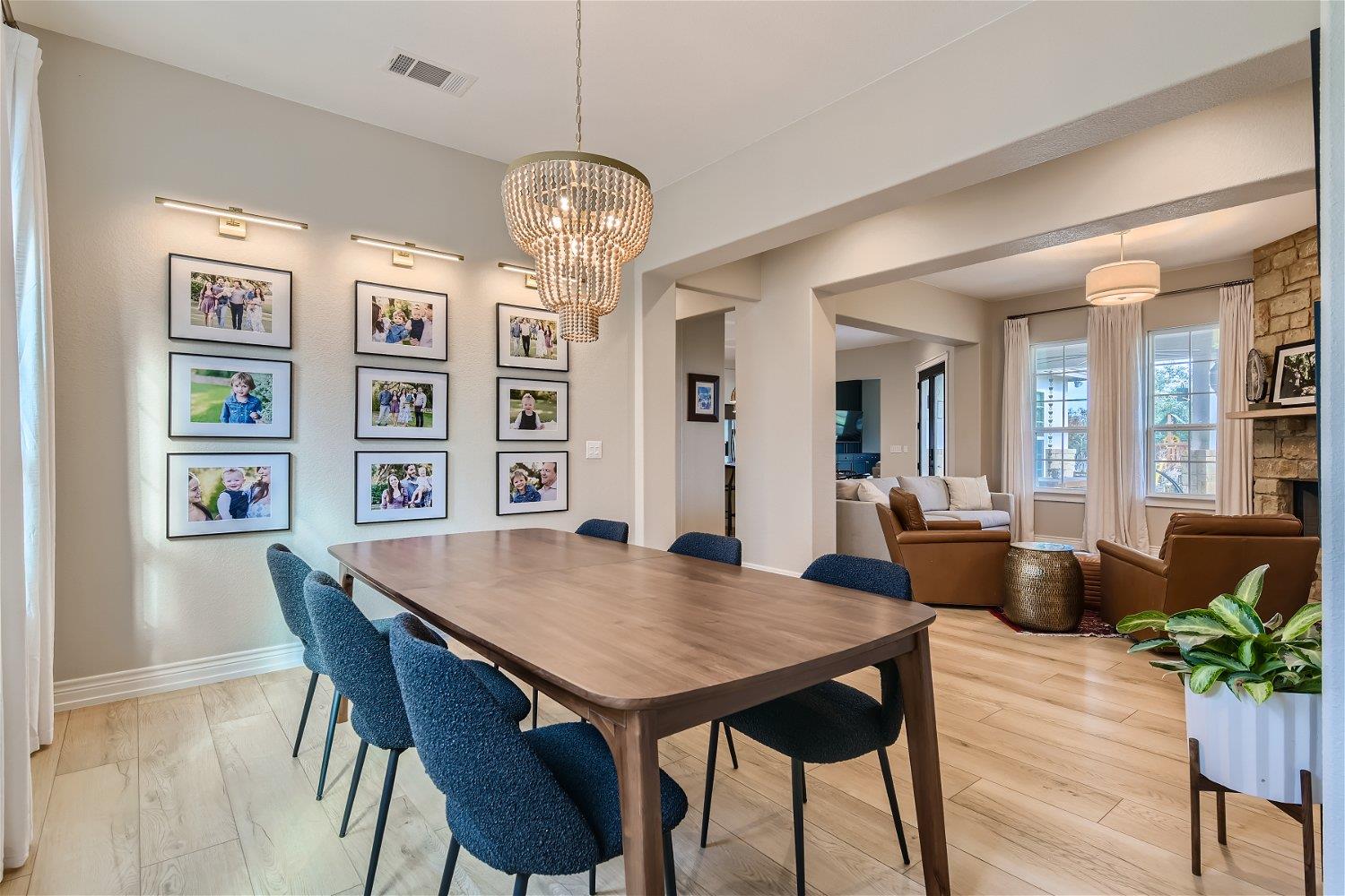 113 Vista View Trail Trl, Spicewood, TX 78669