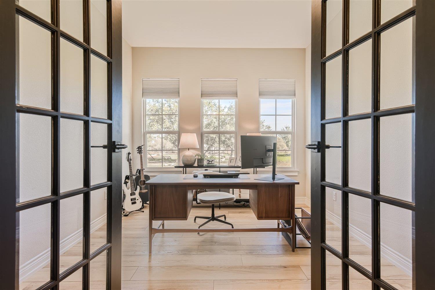 113 Vista View Trail Trl, Spicewood, TX 78669