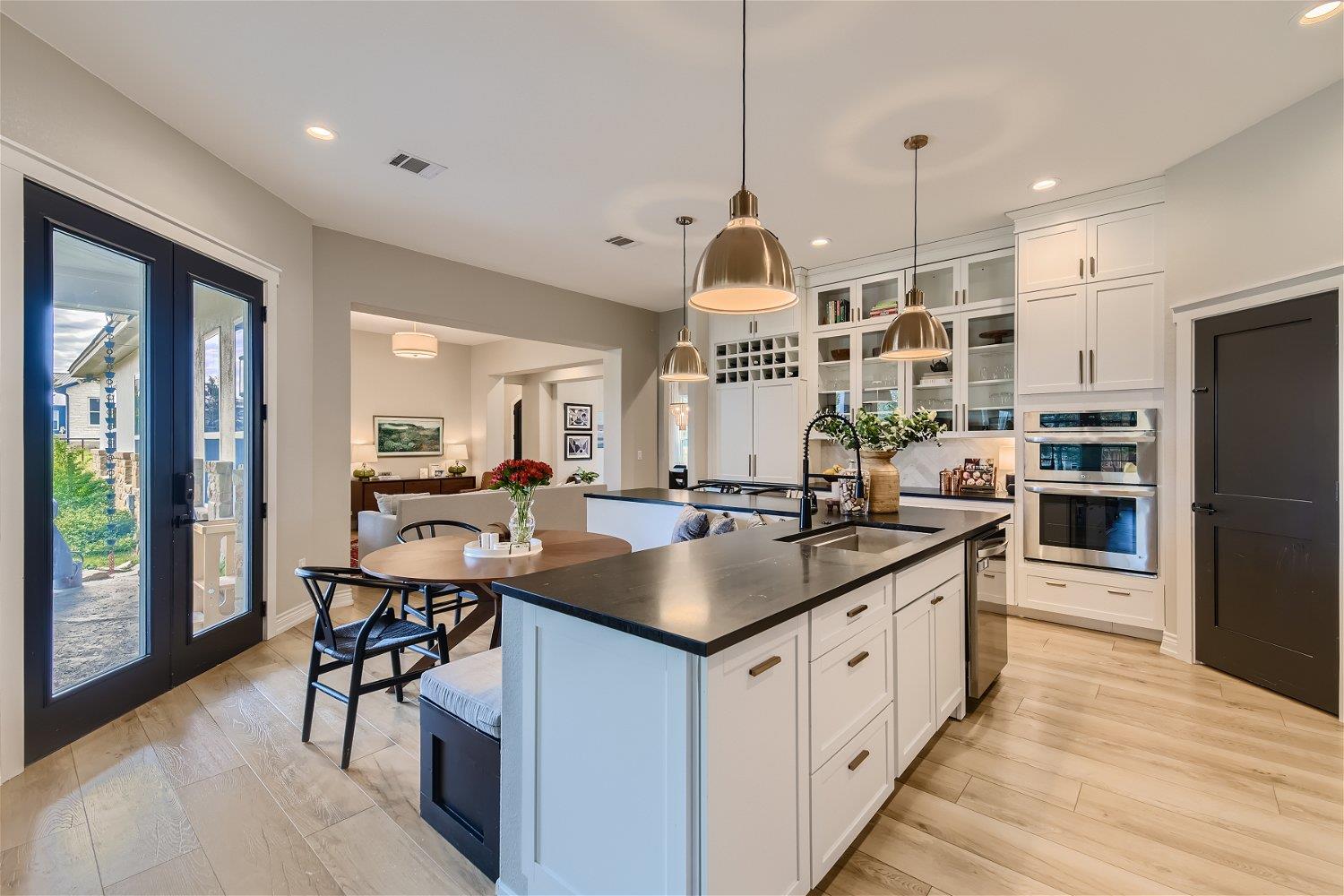 113 Vista View Trail Trl, Spicewood, TX 78669