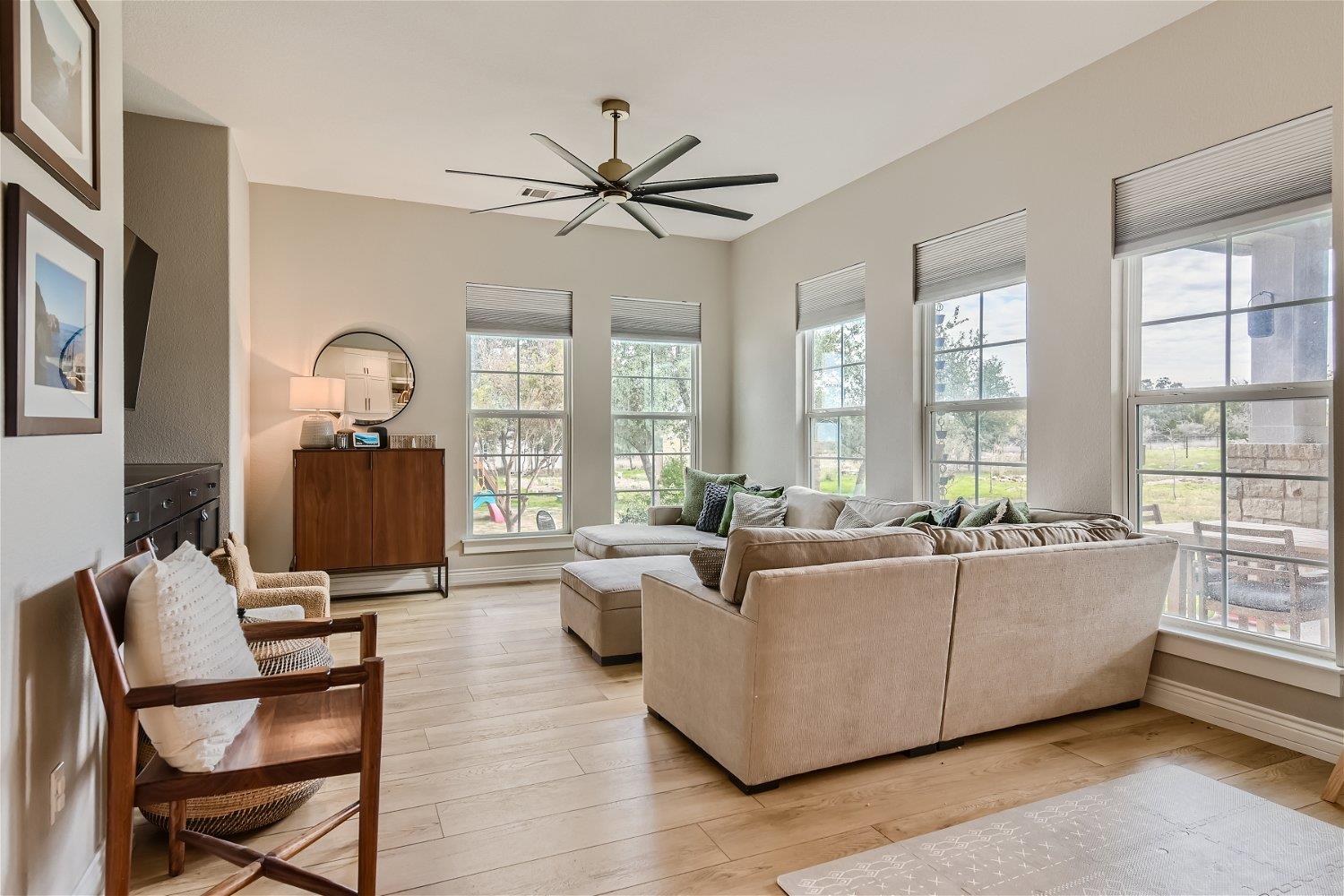 113 Vista View Trail Trl, Spicewood, TX 78669