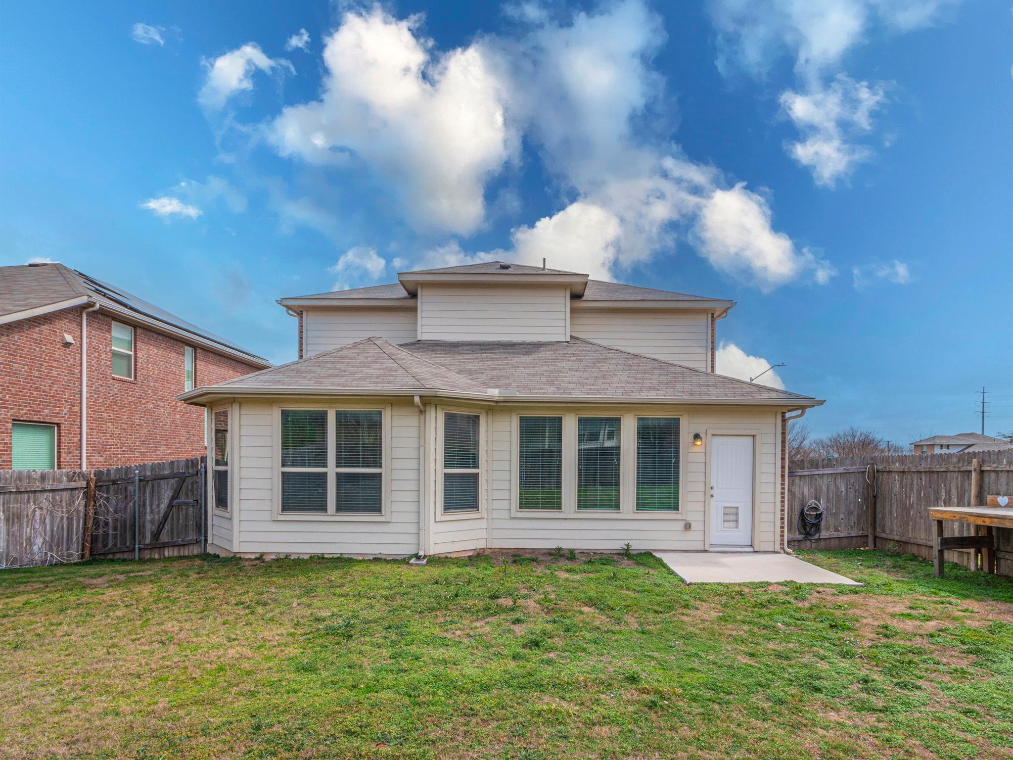 2429 Hat Bender Loop, Round Rock, TX 78664