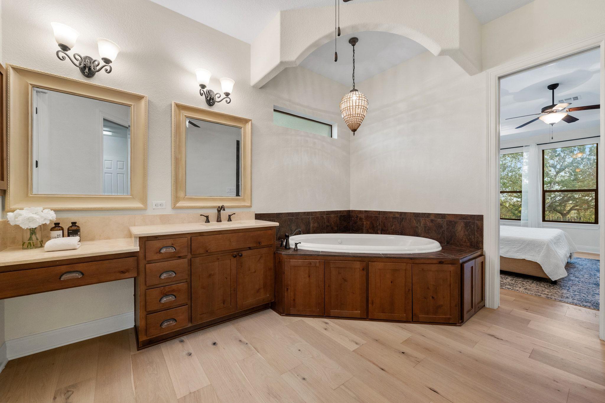 3701 Copper Ridge Ct, Austin, TX 78734