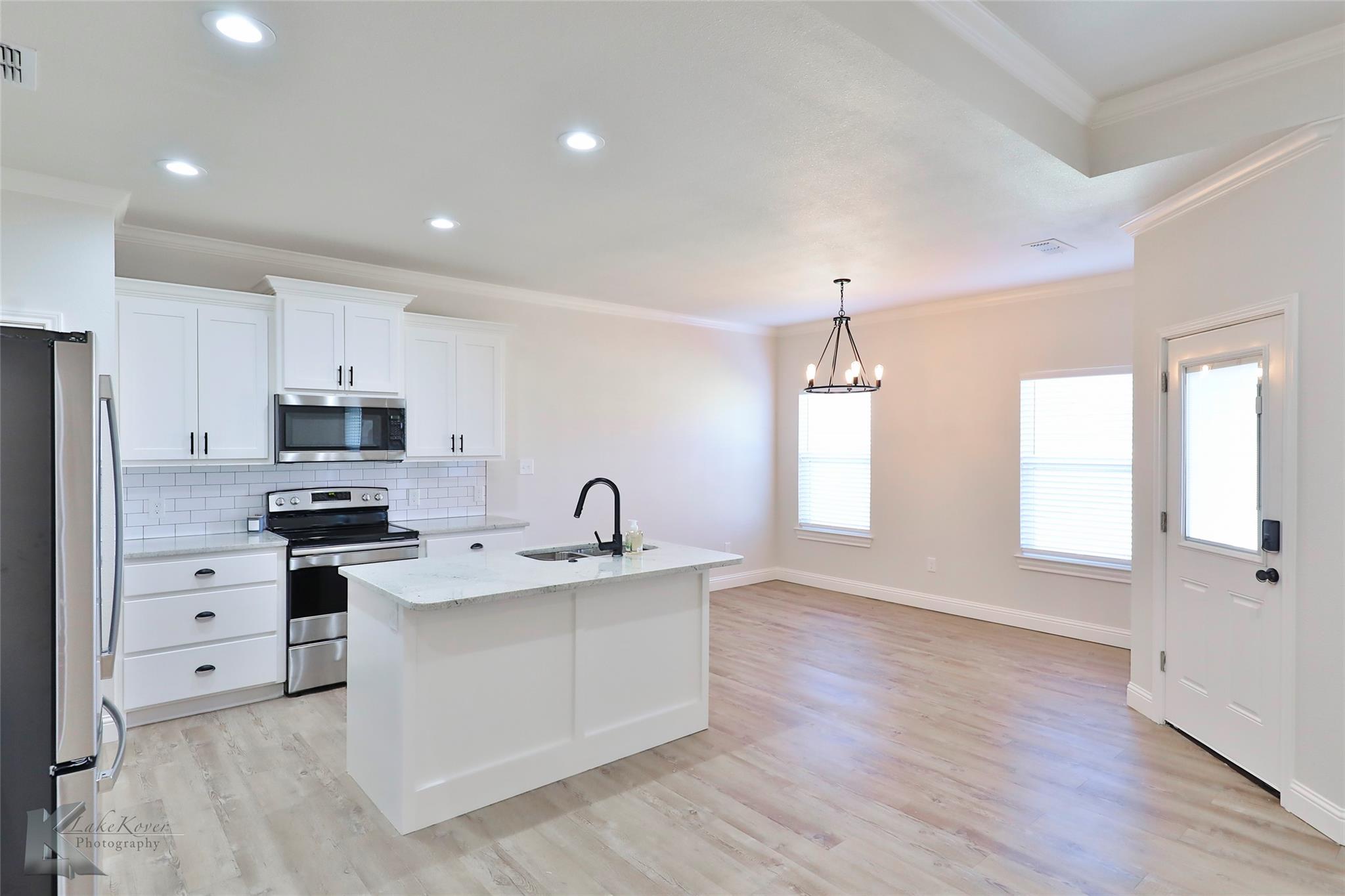 208 Moon Beam Path, Abilene, TX 79602