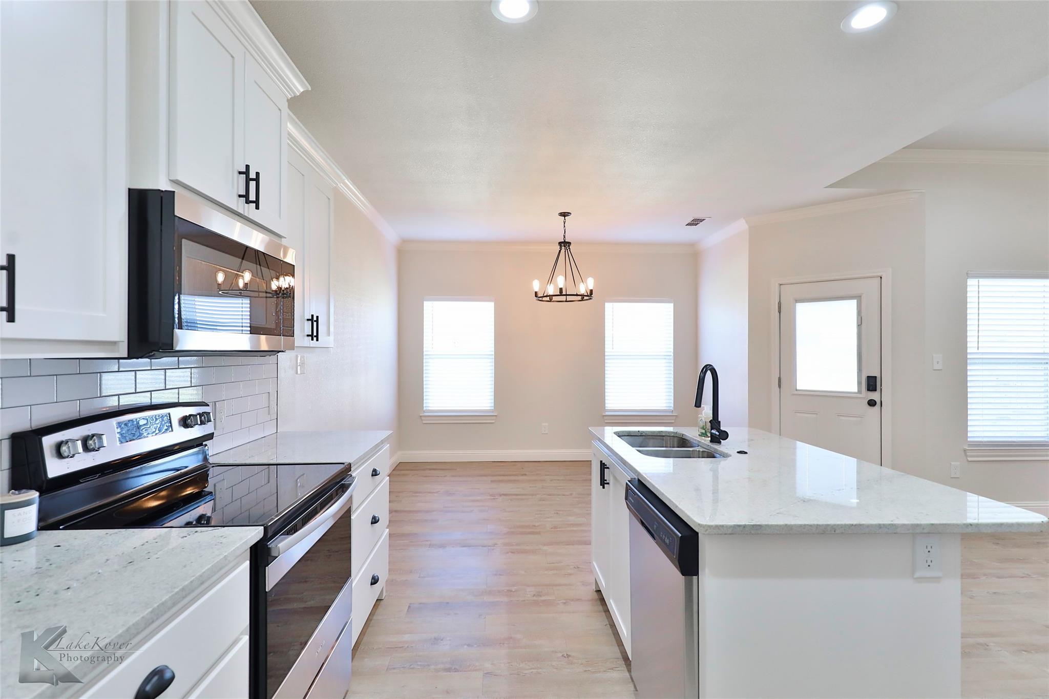 208 Moon Beam Path, Abilene, TX 79602