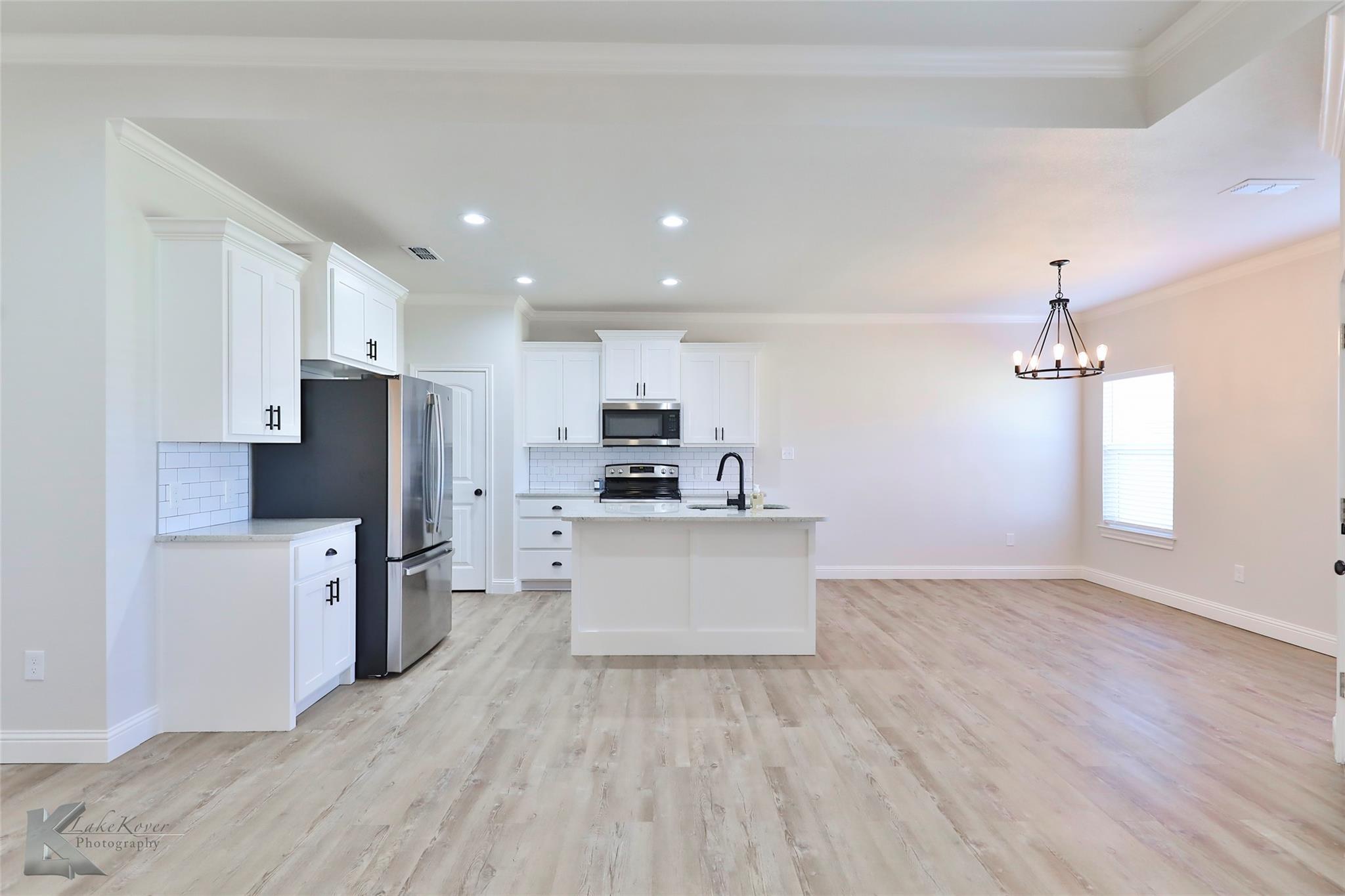 208 Moon Beam Path, Abilene, TX 79602