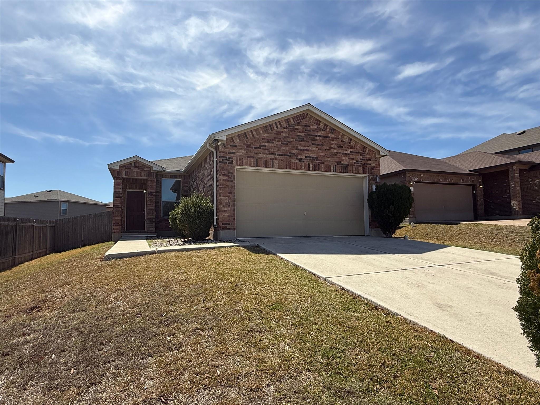 510 New Bridge Dr, Kyle, TX 78640