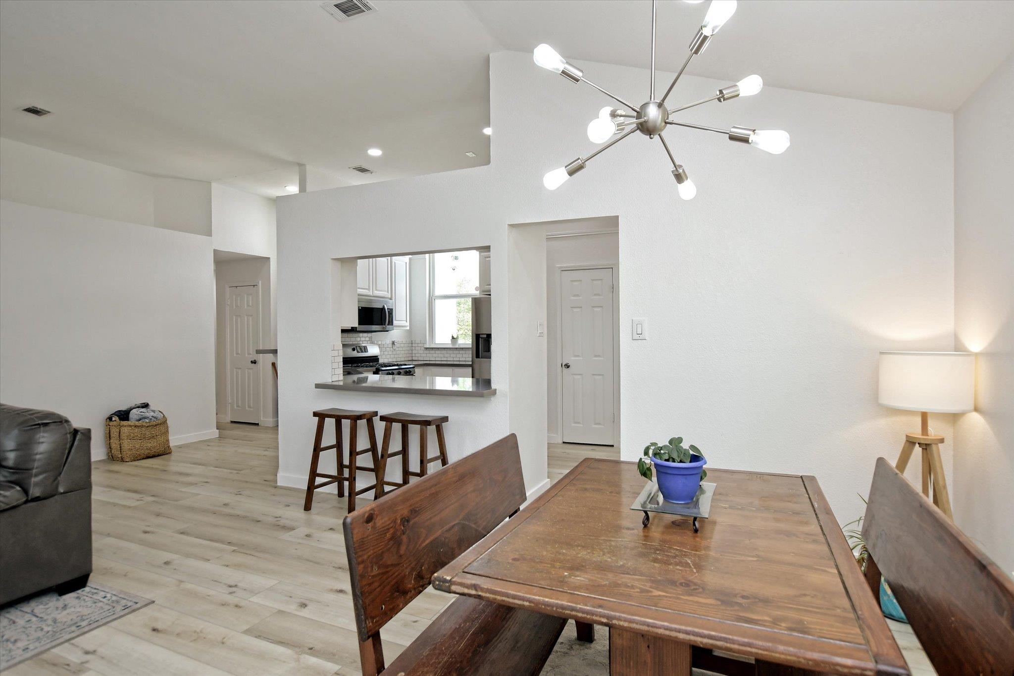 2208 Mimosa Trl, Round Rock, TX 78664