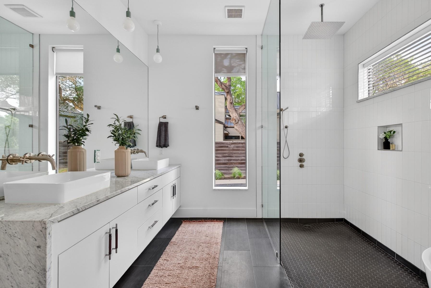 1605 Chelsea Ln # 1 & 2, Austin, TX 78704