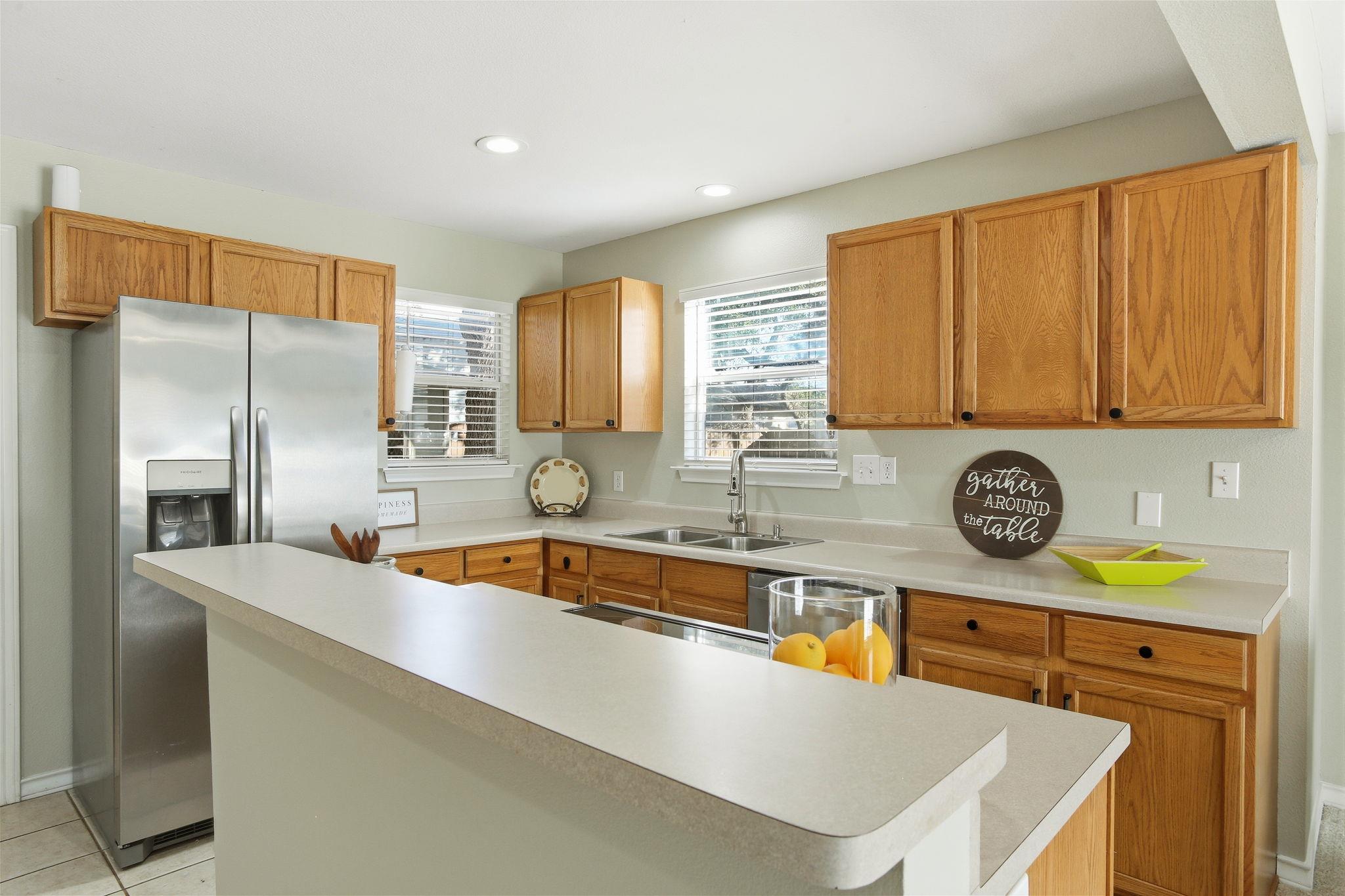 2325 Lakeshore Dr, Canyon Lake, TX 78133