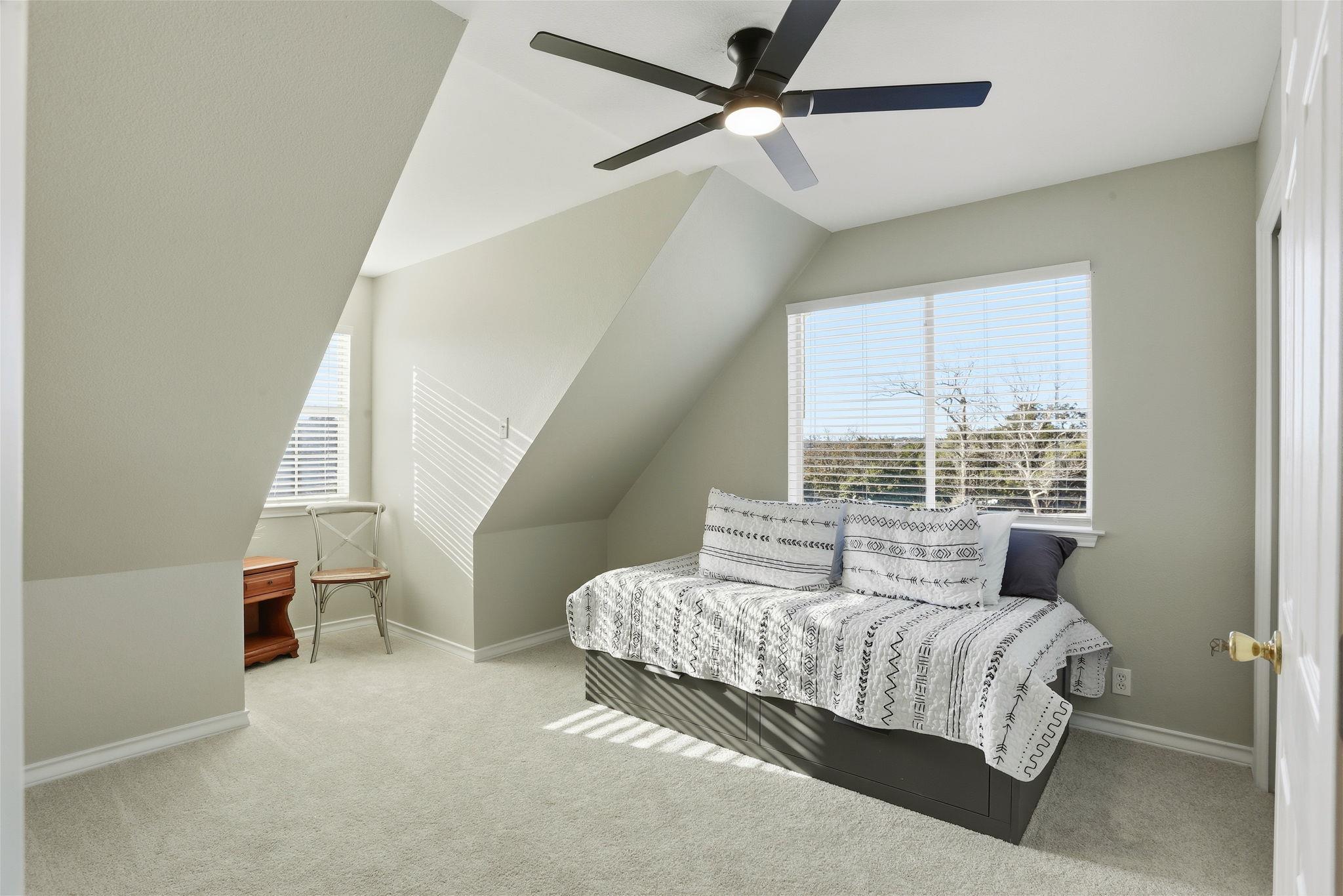 2325 Lakeshore Dr, Canyon Lake, TX 78133