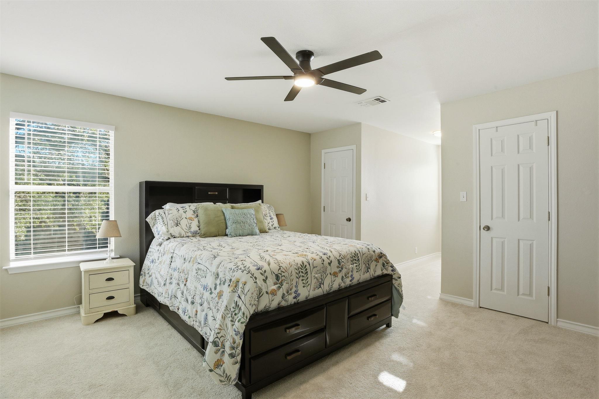 2325 Lakeshore Dr, Canyon Lake, TX 78133