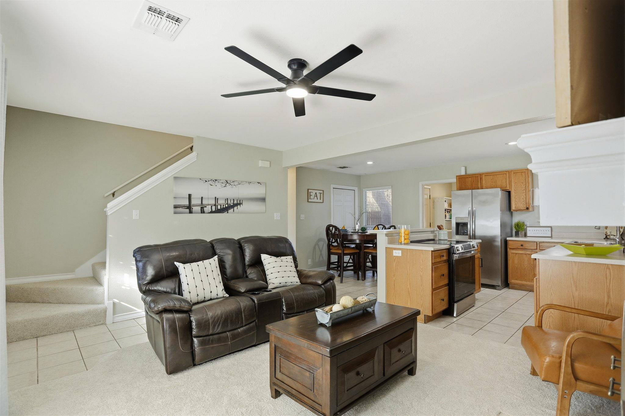 2325 Lakeshore Dr, Canyon Lake, TX 78133