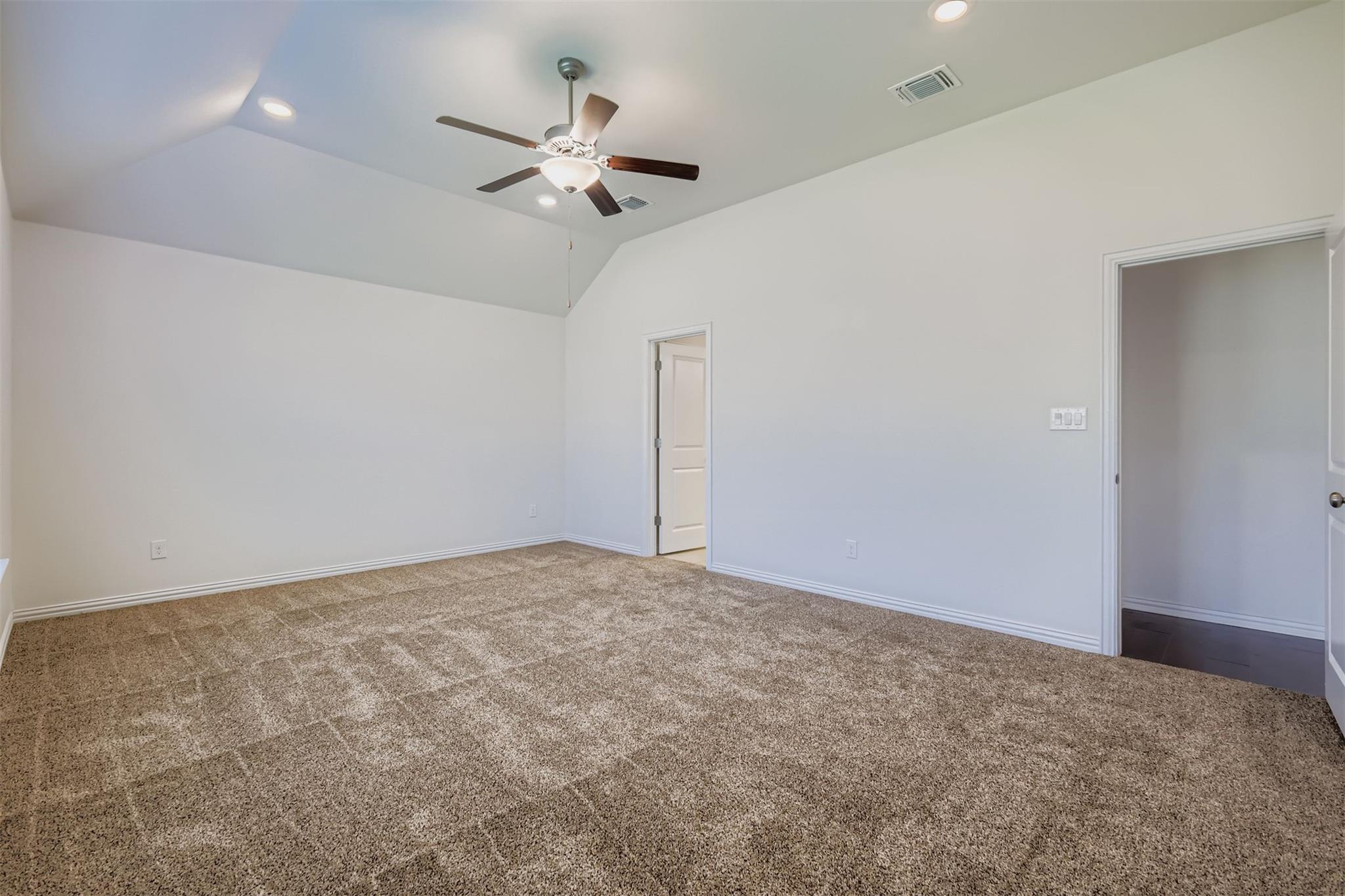 154 Eagle Ford Dr, Kyle, TX 78640