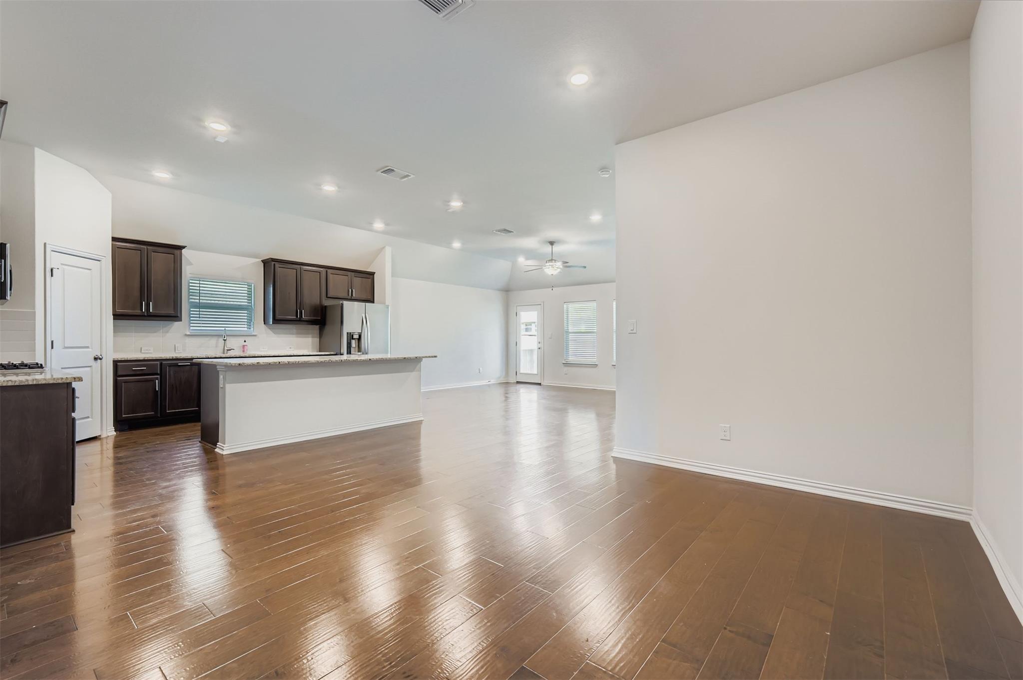 154 Eagle Ford Dr, Kyle, TX 78640