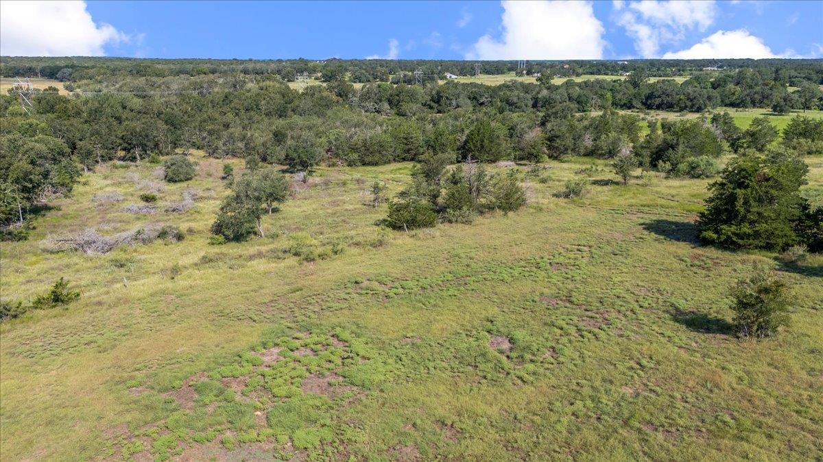 1038 League Line Rd, Paige, TX 78659