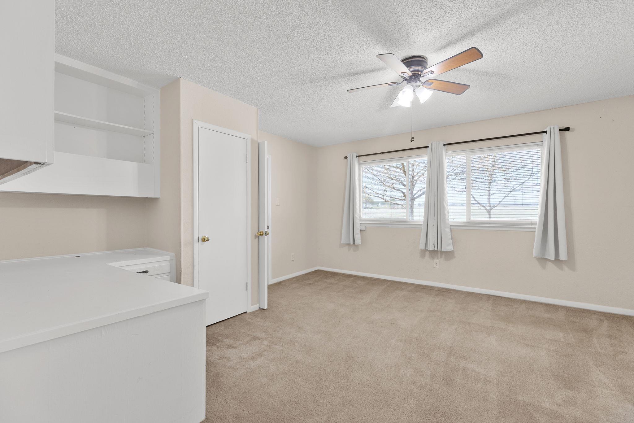 81 Family Cir, Hutto, TX 78634