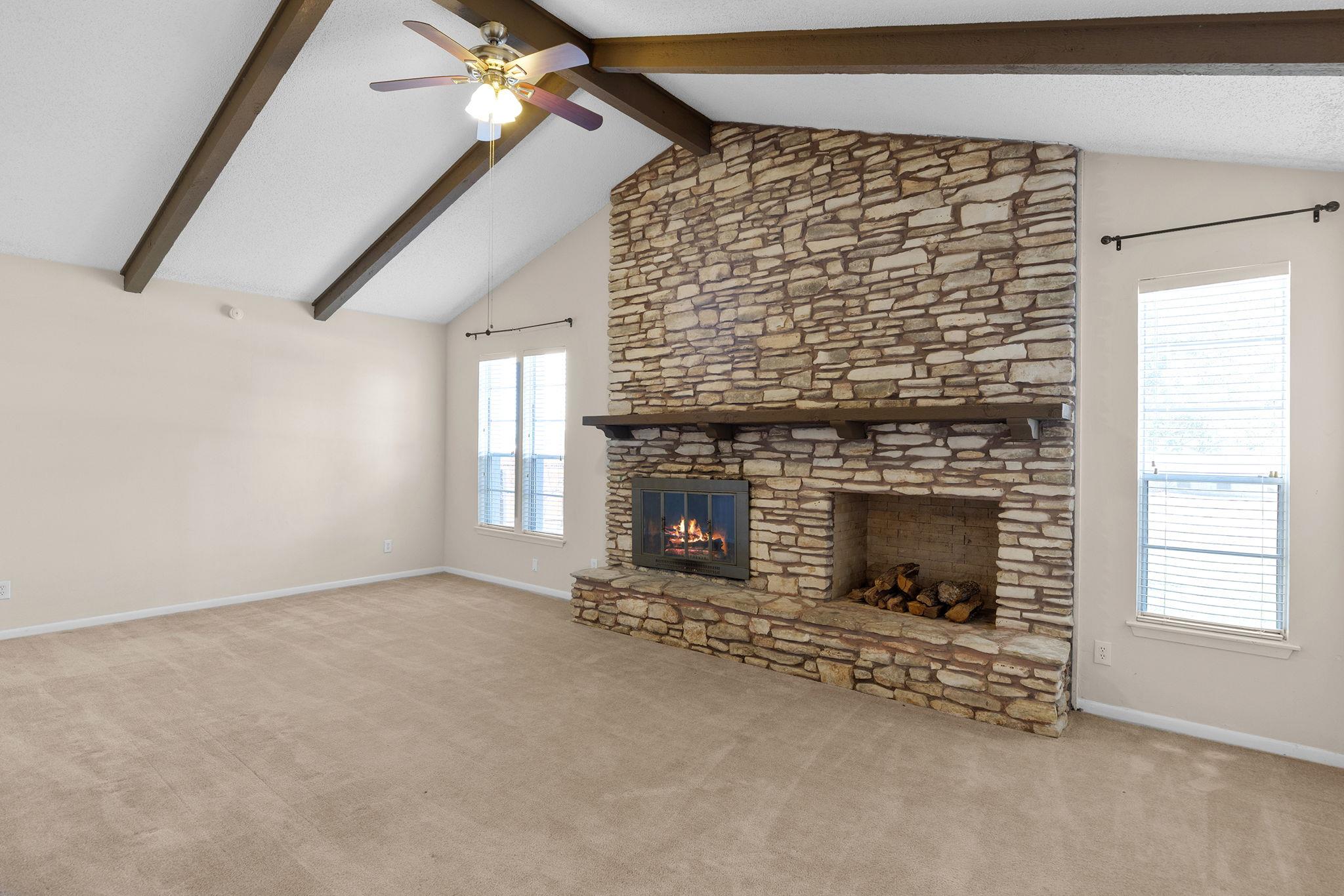 81 Family Cir, Hutto, TX 78634