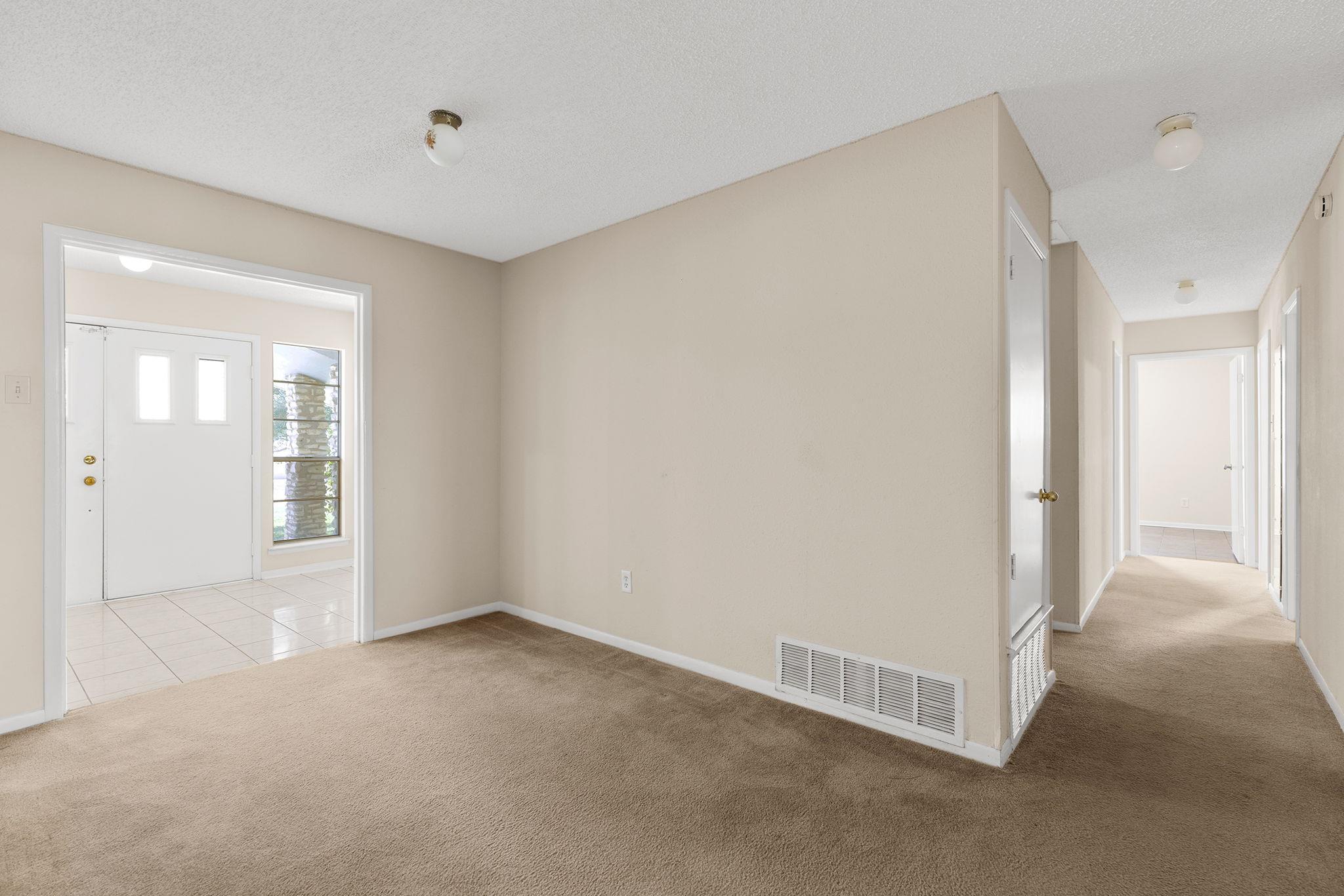 81 Family Cir, Hutto, TX 78634