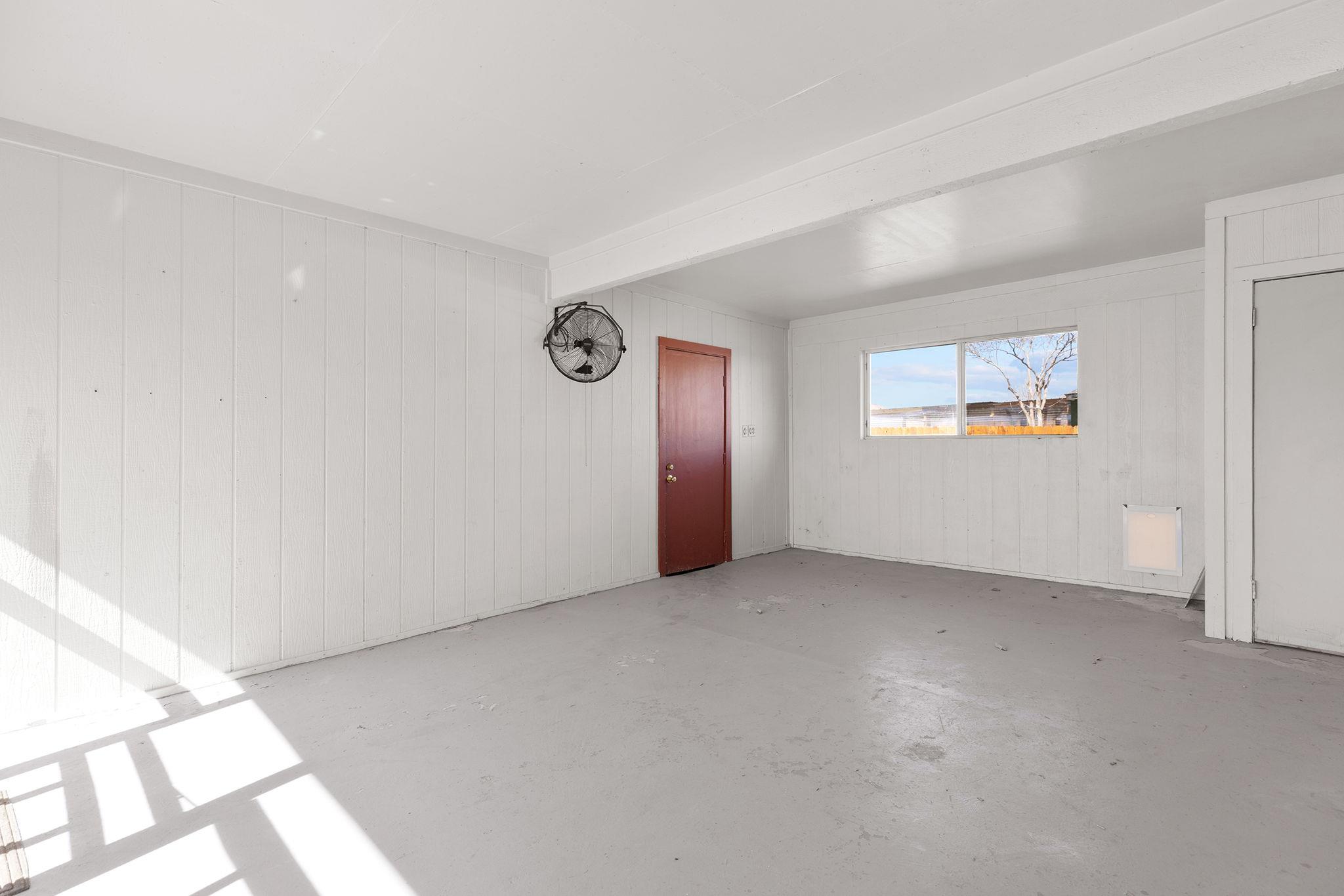 81 Family Cir, Hutto, TX 78634