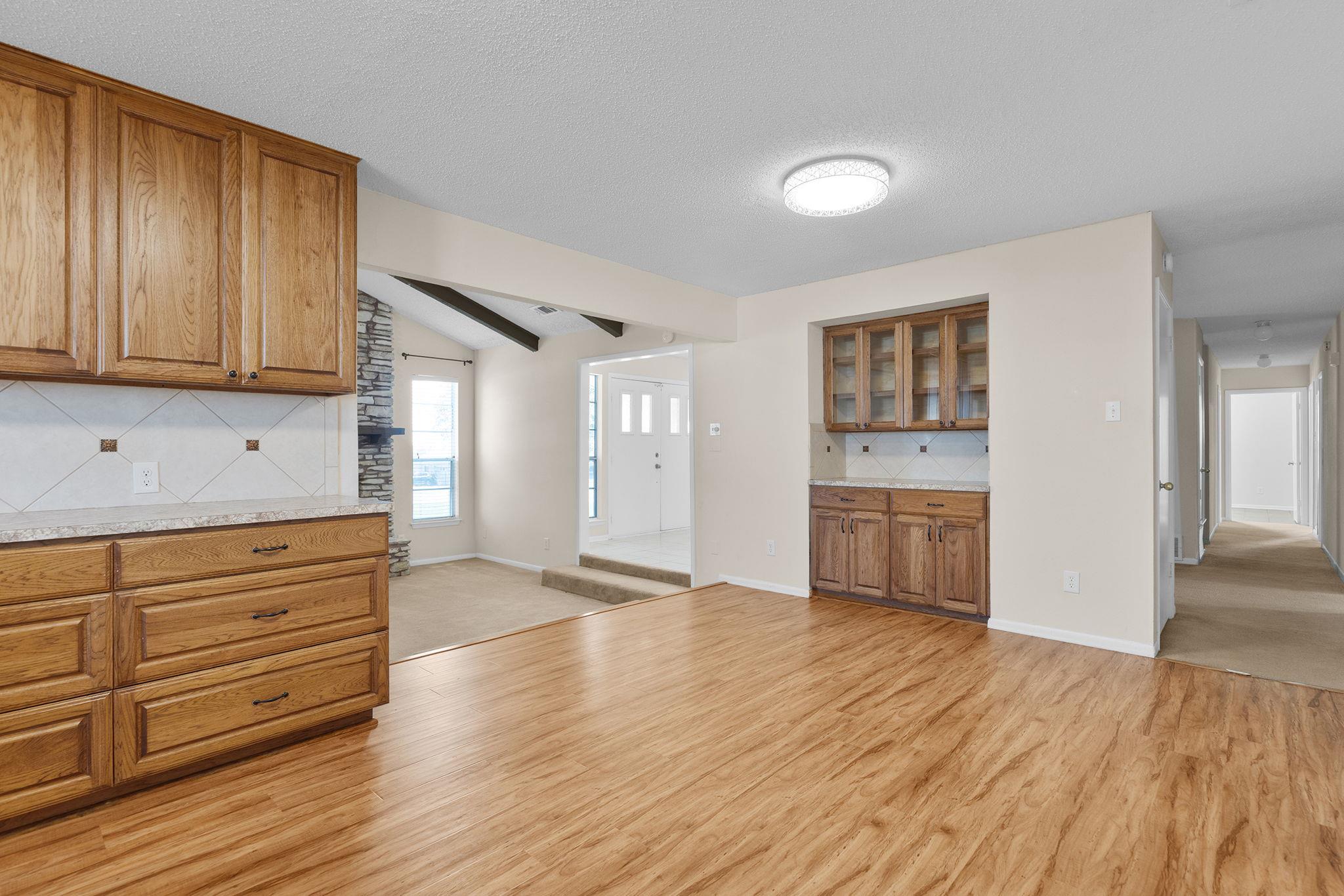 81 Family Cir, Hutto, TX 78634