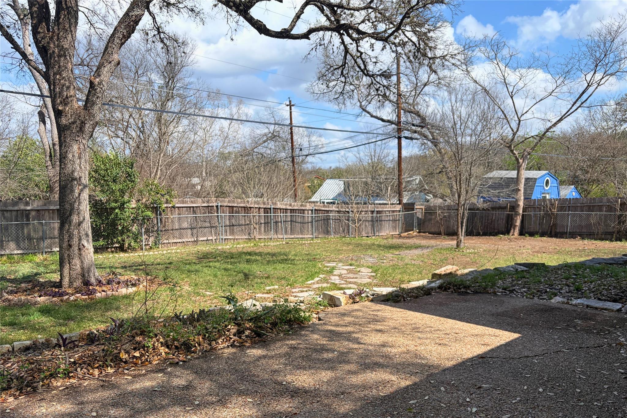 2204 Fair Oaks Dr, Austin, TX 78745