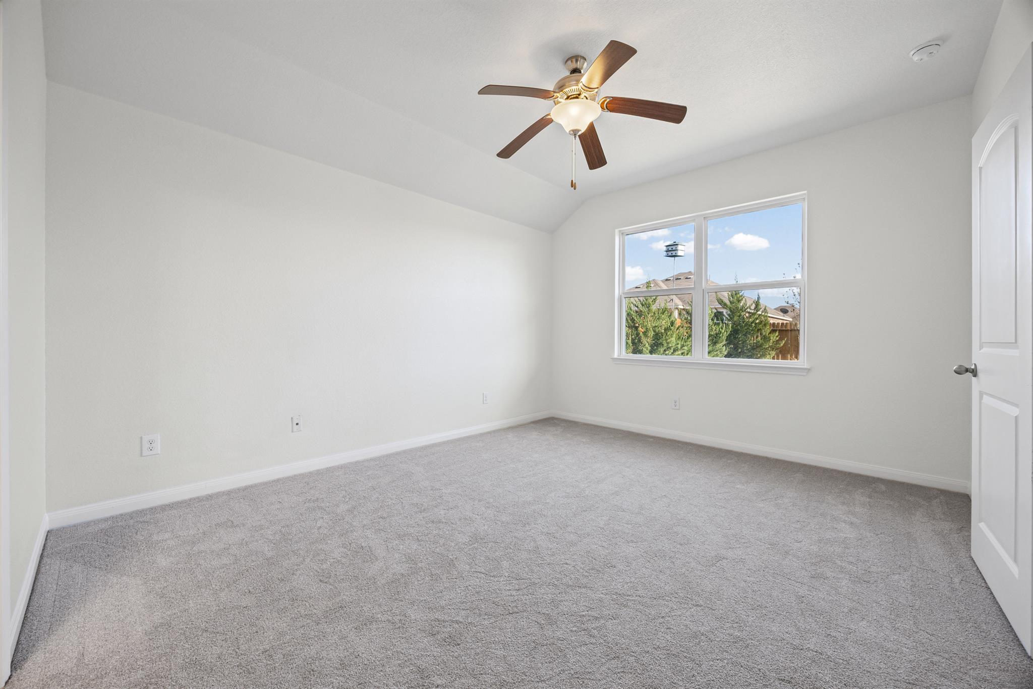 19513 Smith Gin St, Manor, TX 78653