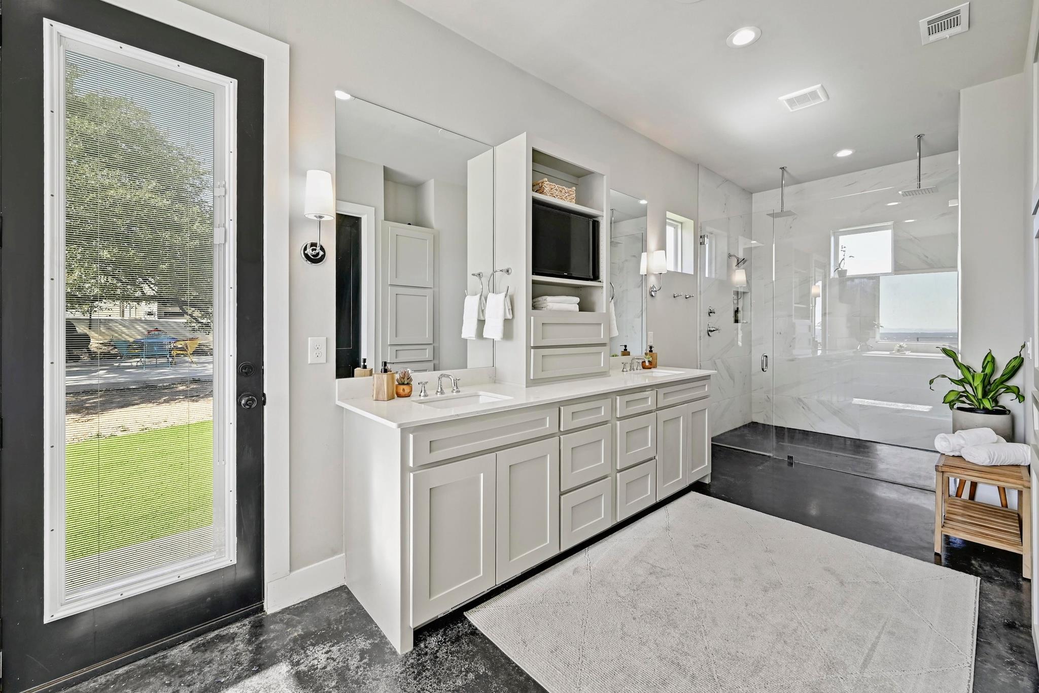 220 Eagle Rdg, Burnet, TX 78611